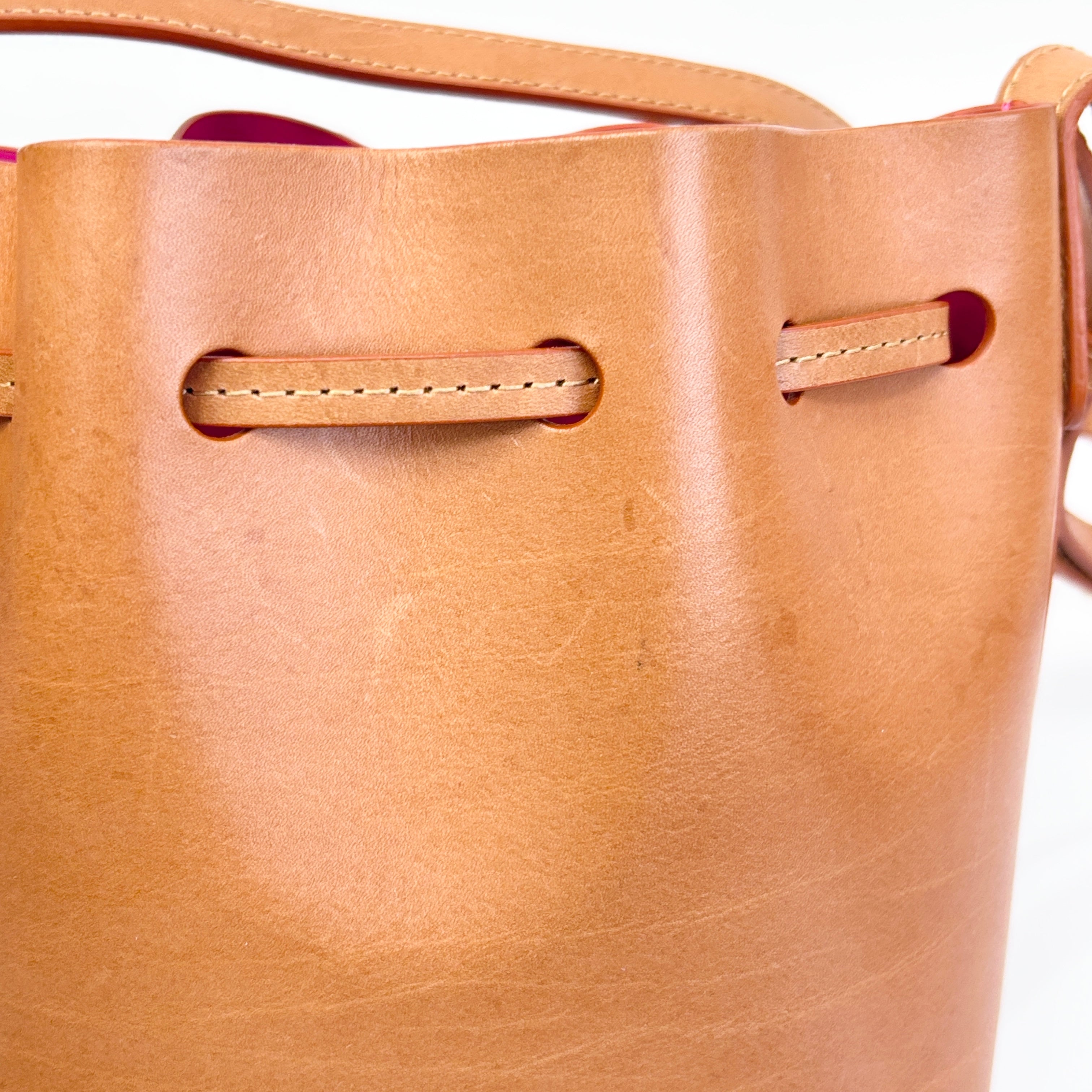 Cammello Vegetable Tanned Leather Mini Bucket Bag