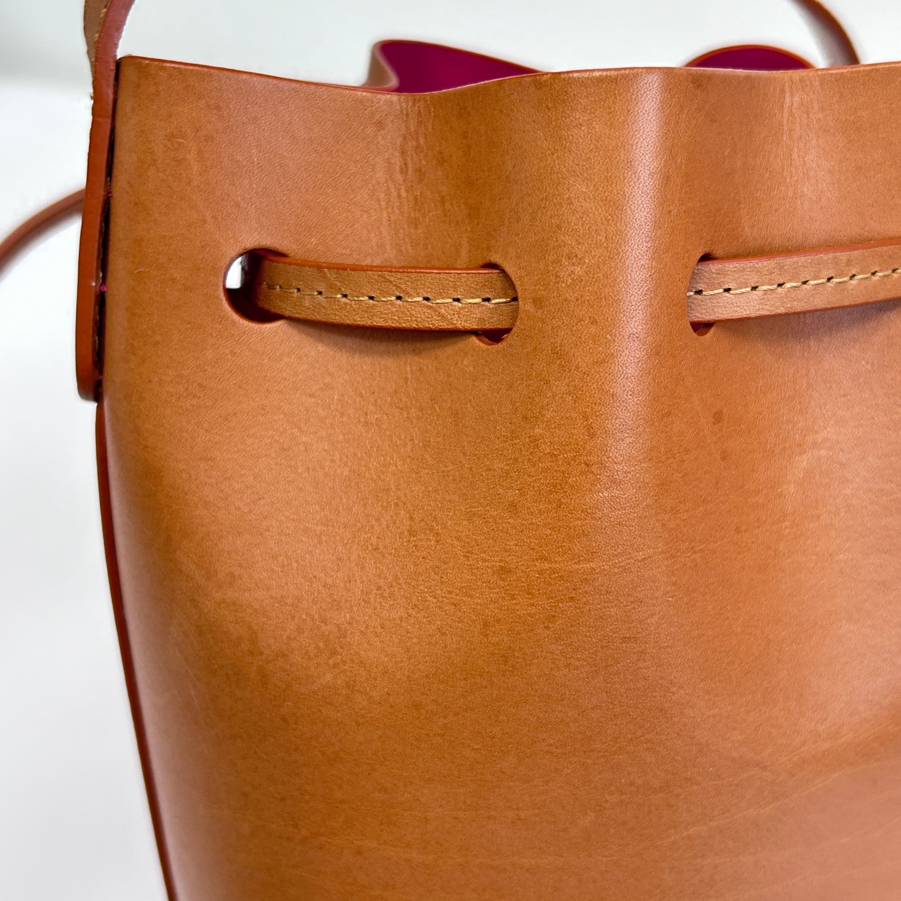 Cammello Vegetable Tanned Leather Mini Bucket Bag
