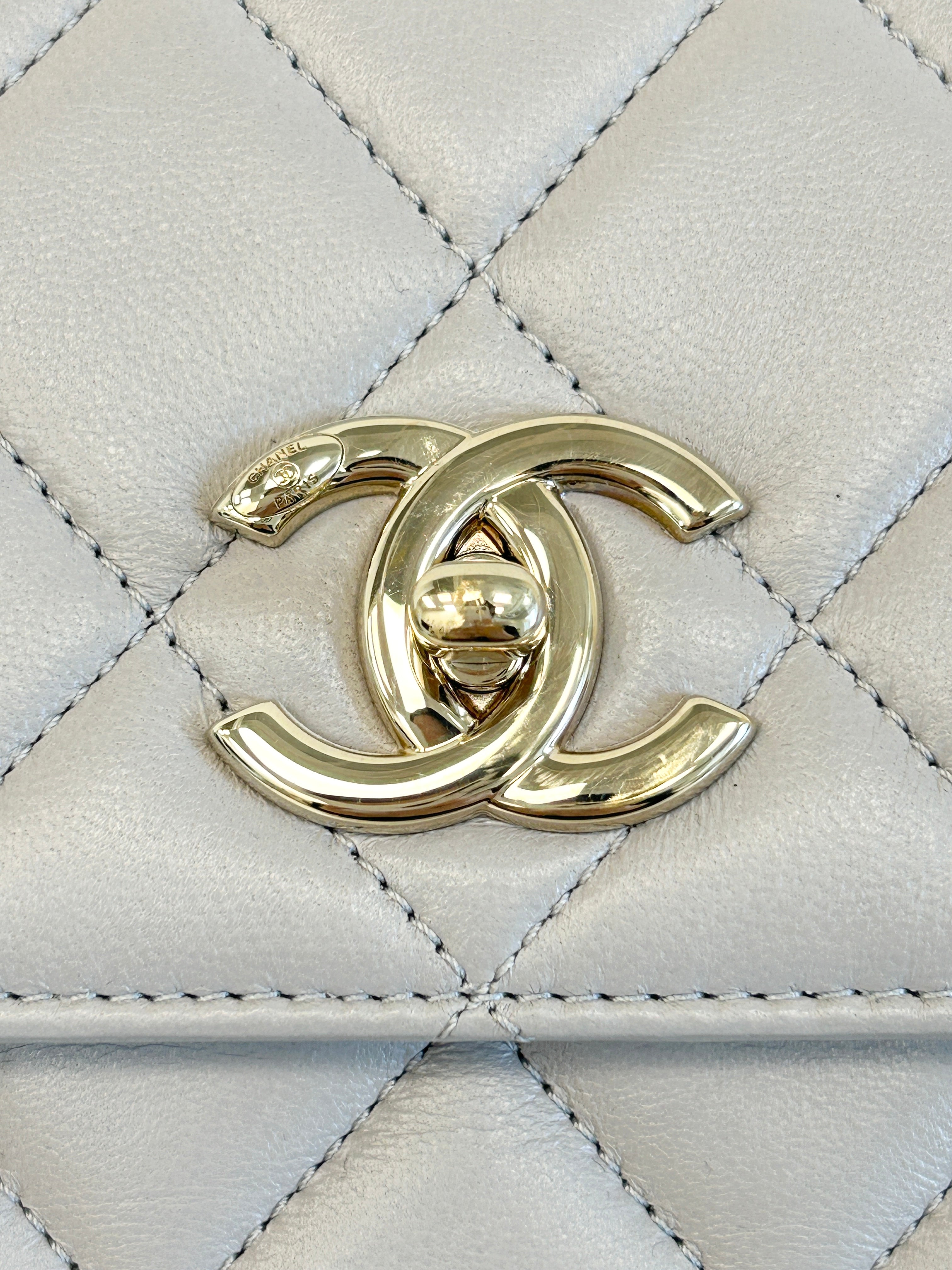 Gray Quilted Lambskin Leather Trendy CC Medium Bag