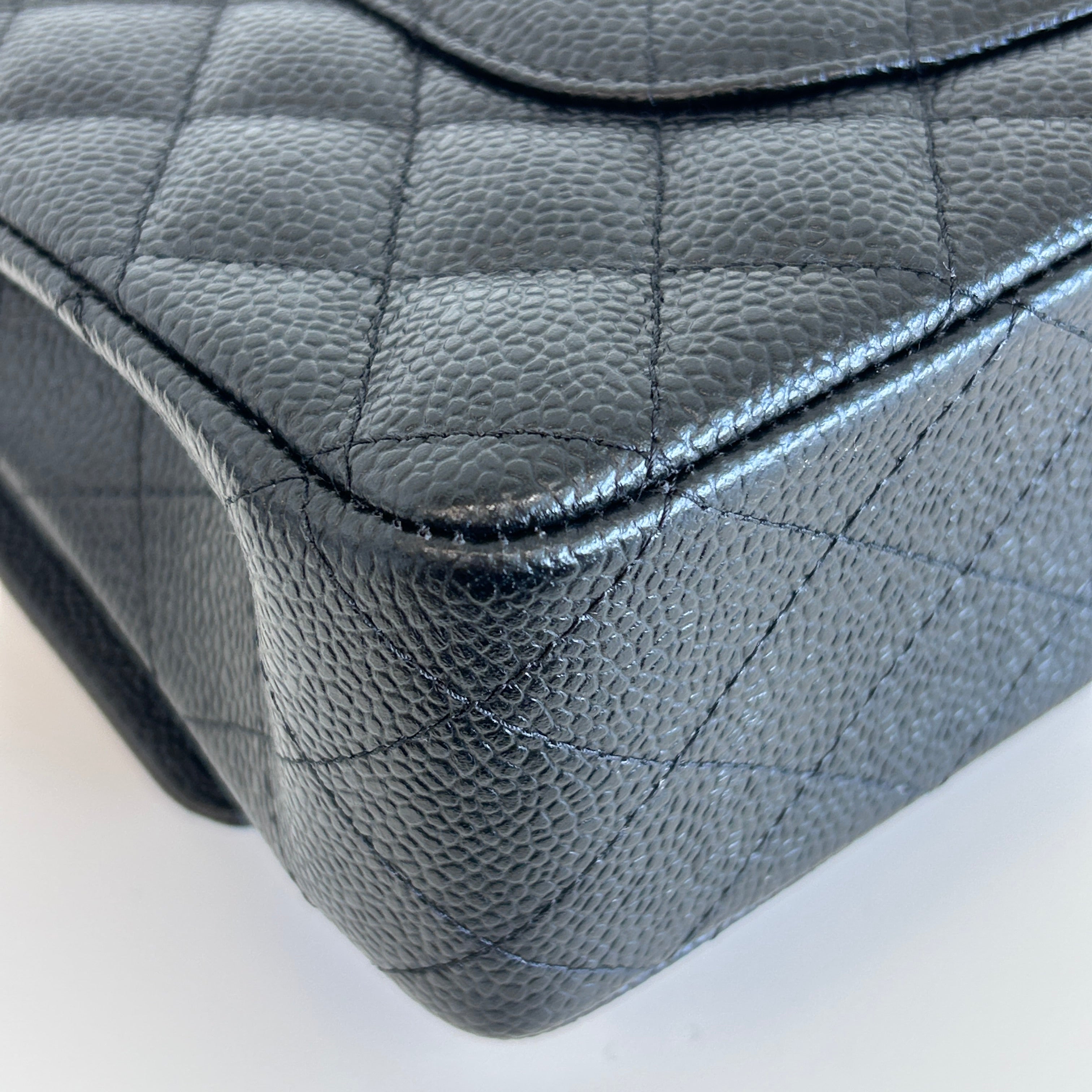 Black Caviar Classic Medium Double Flap Bag w/GHW