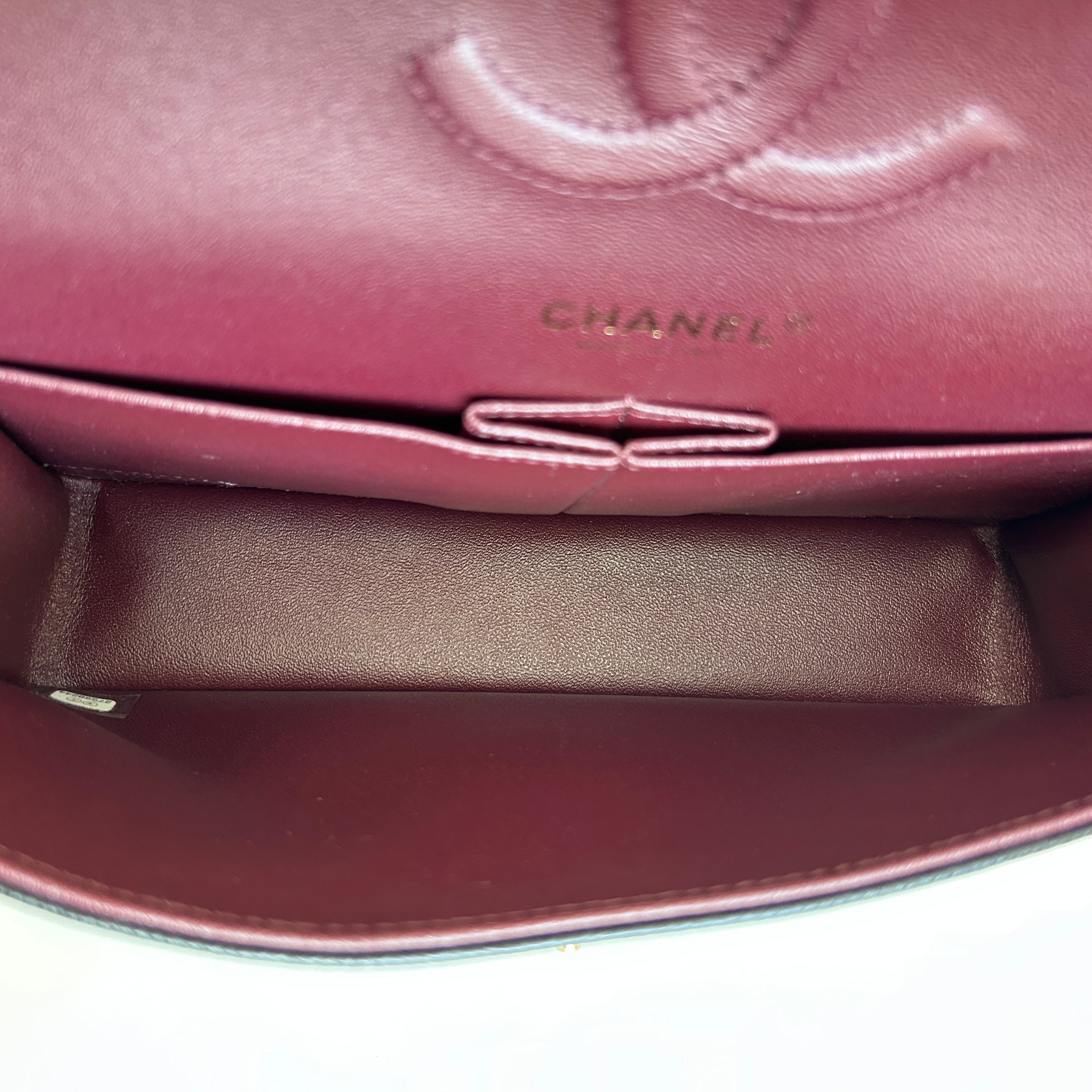 Black Caviar Classic Medium Double Flap Bag w/GHW