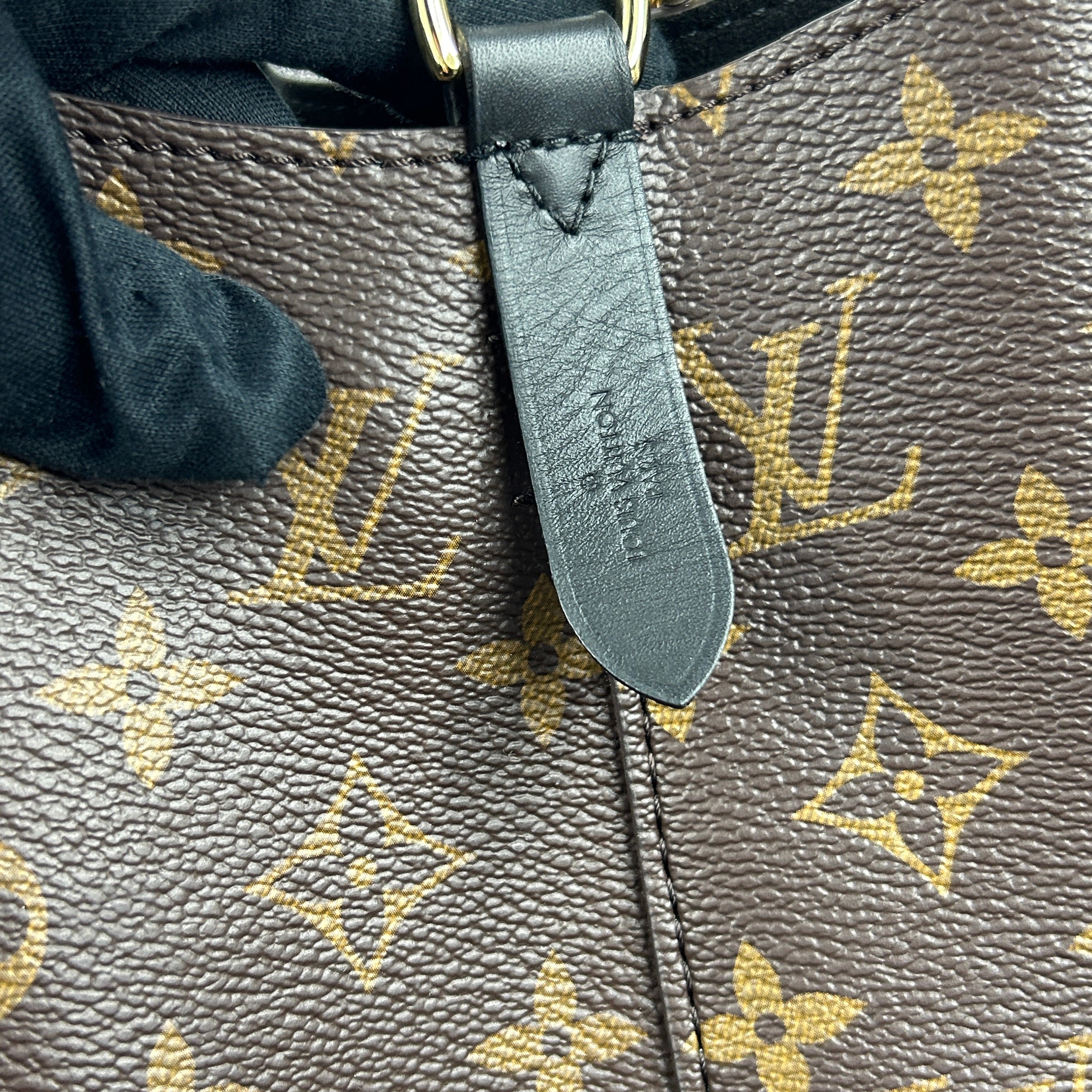 Monogram Coated Canvas Noir MM NéoNoé Bucket Bag w/GHW