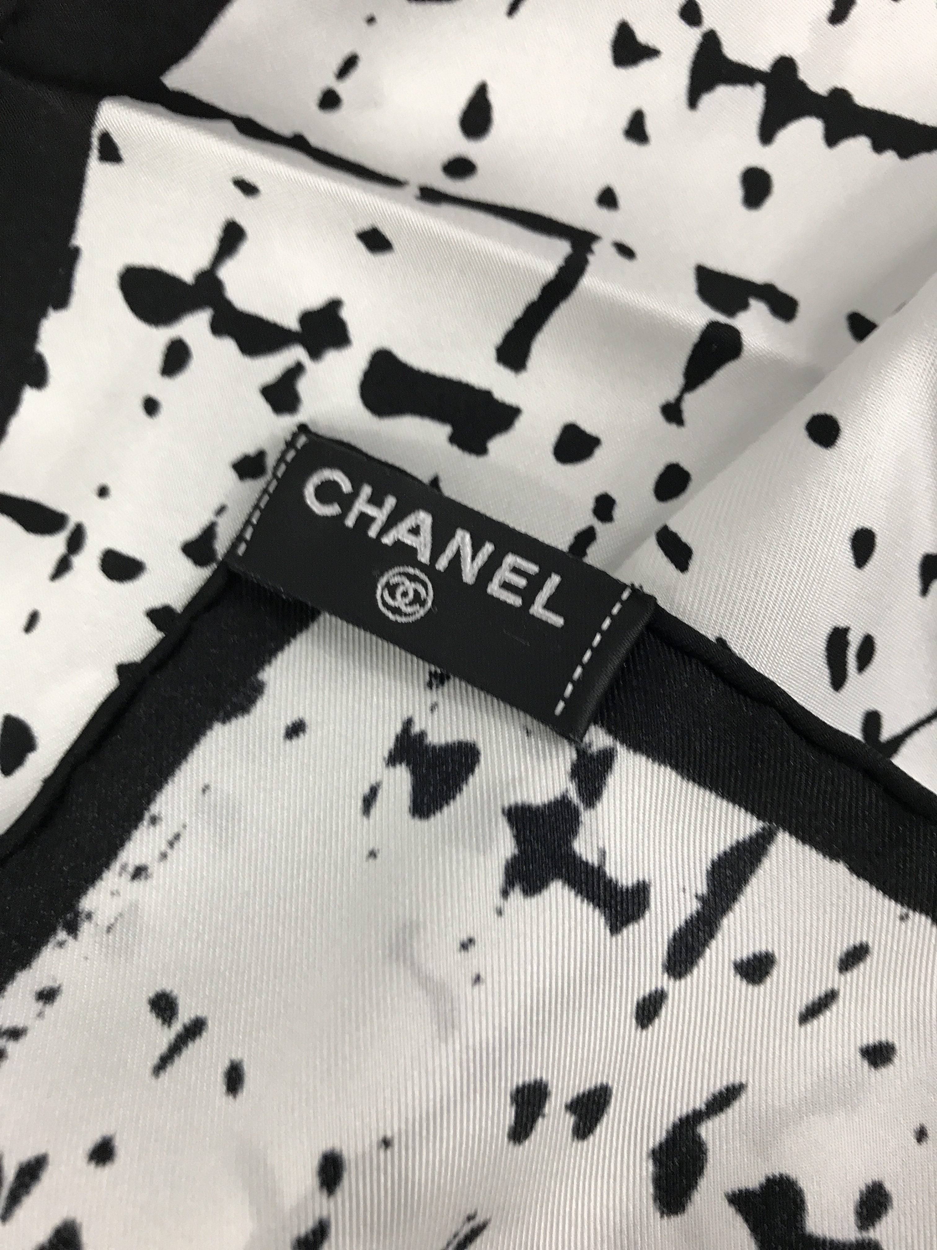 Chanel Black/White Silk Scarf