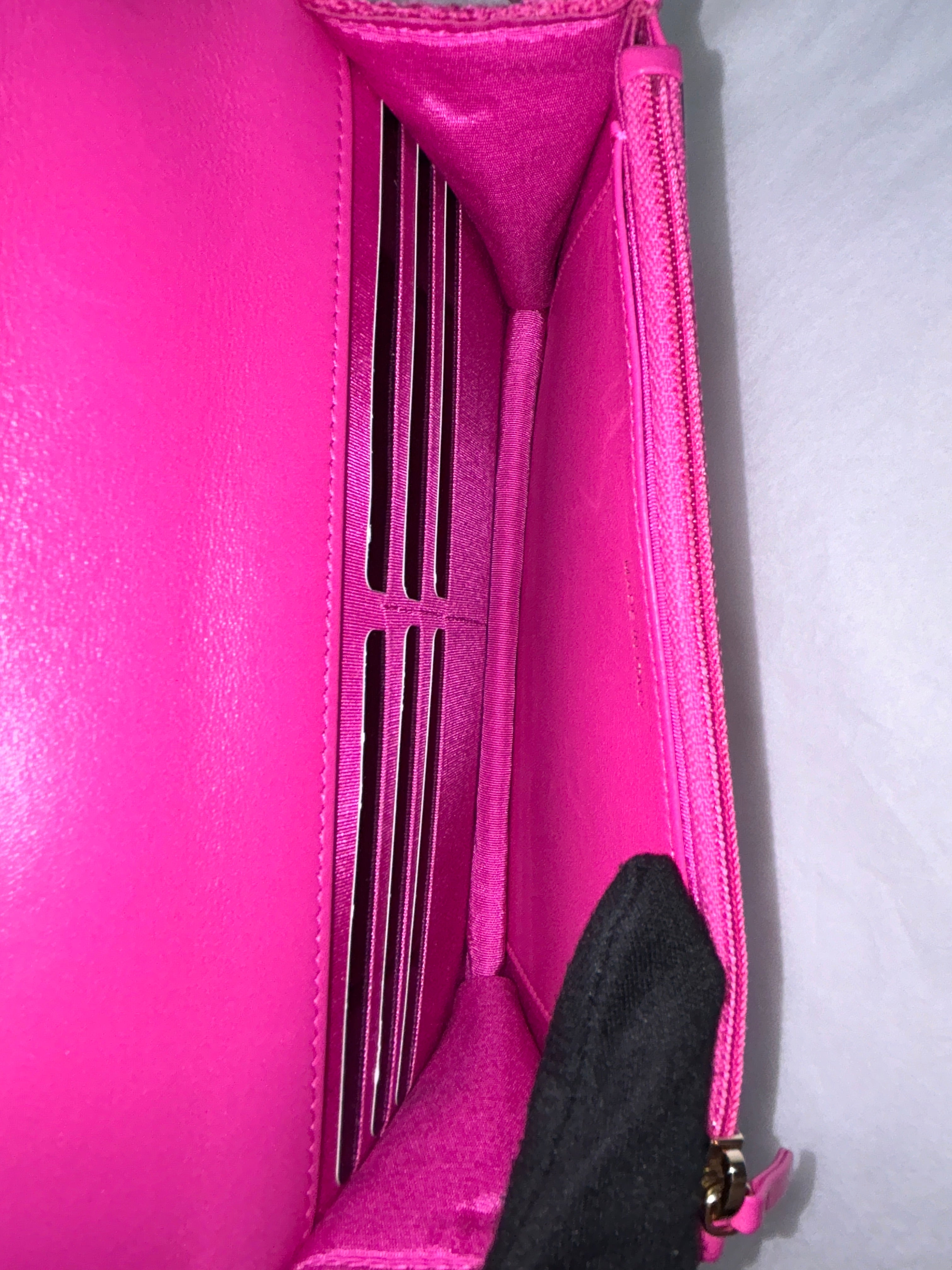 Hot Pink Tweed 19 Wallet On Chain w/AGHW/GHW/SHW/RHW
