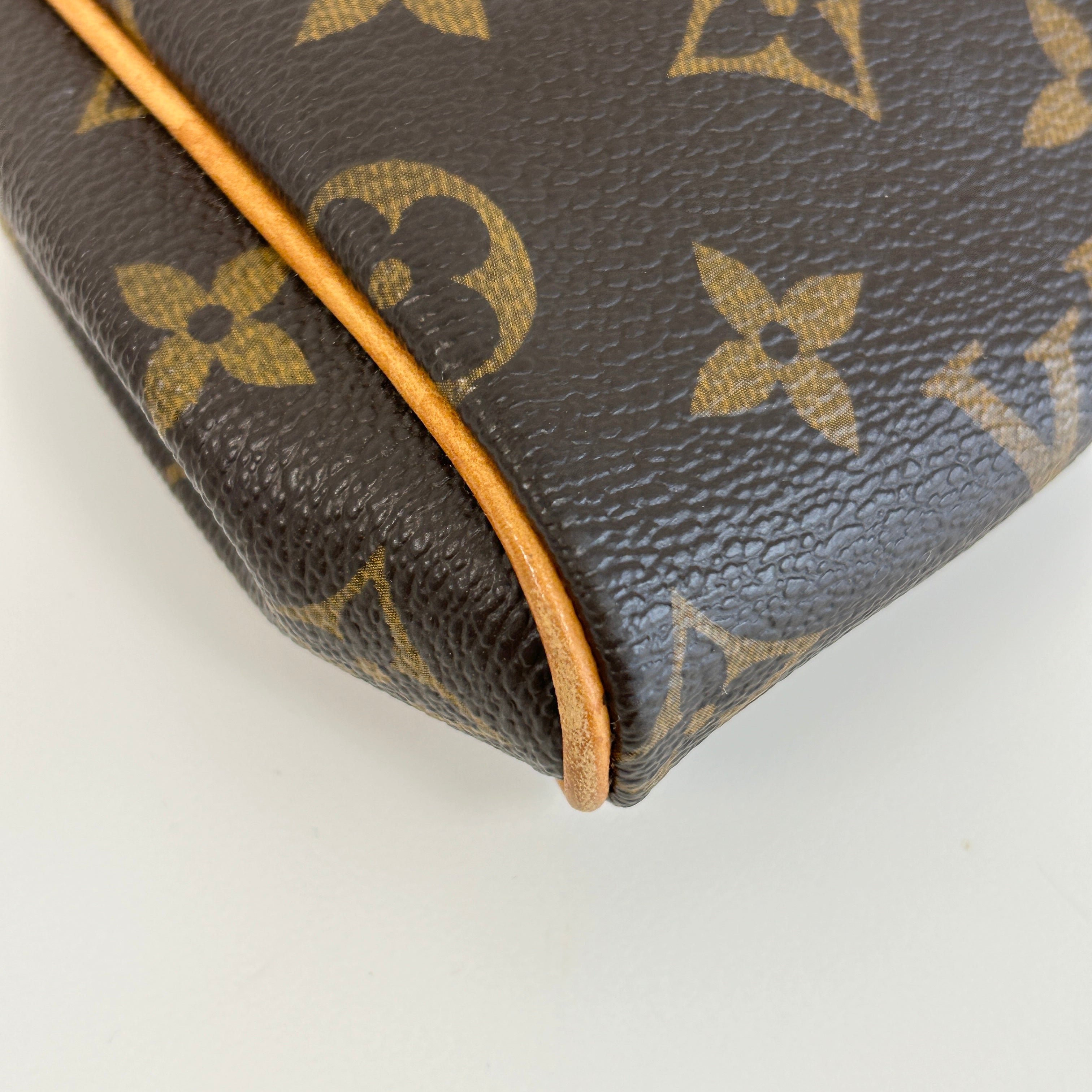Monogram Canvas Eva Clutch Bag