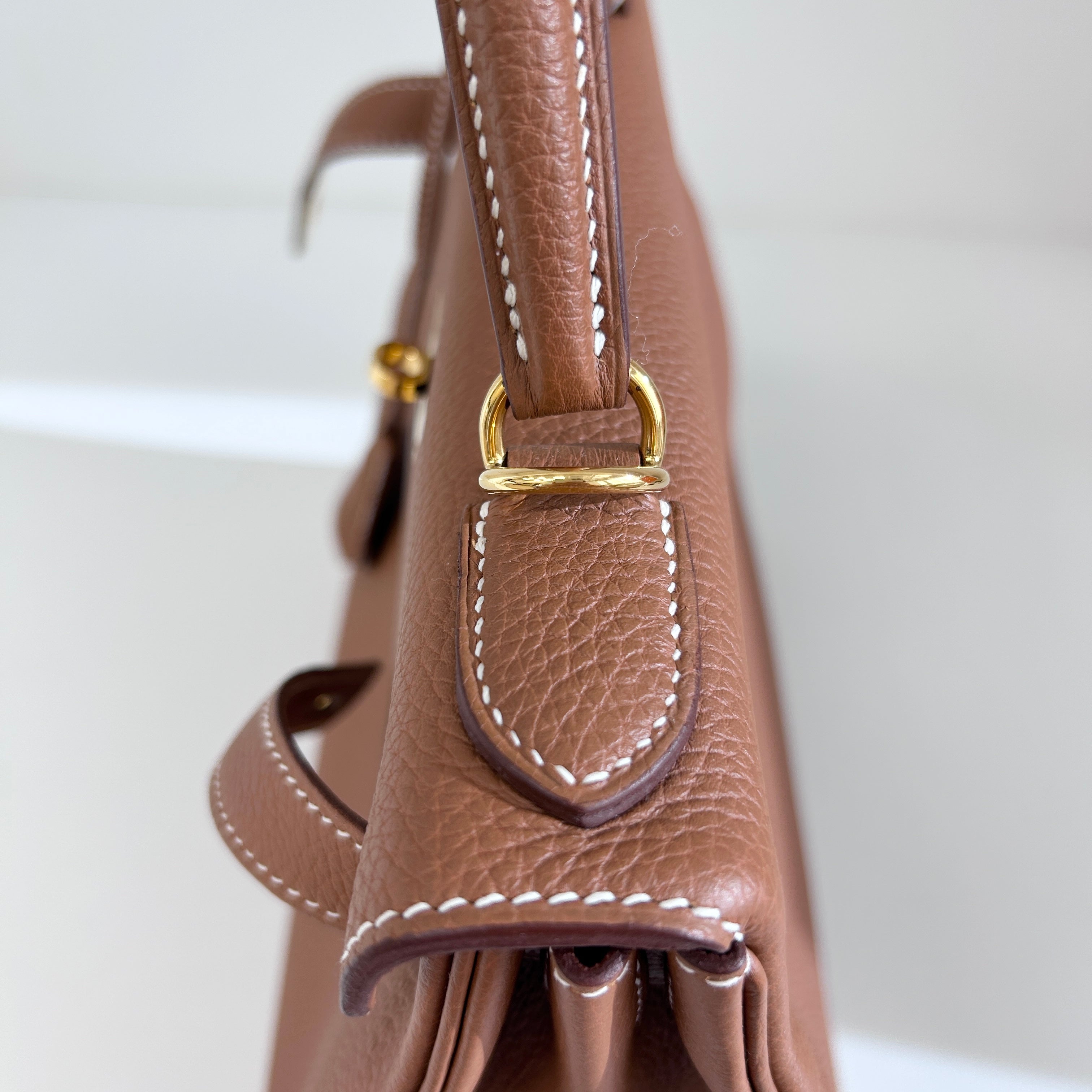 Kelly 28 Retourne Gold Togo Leather w/GHW