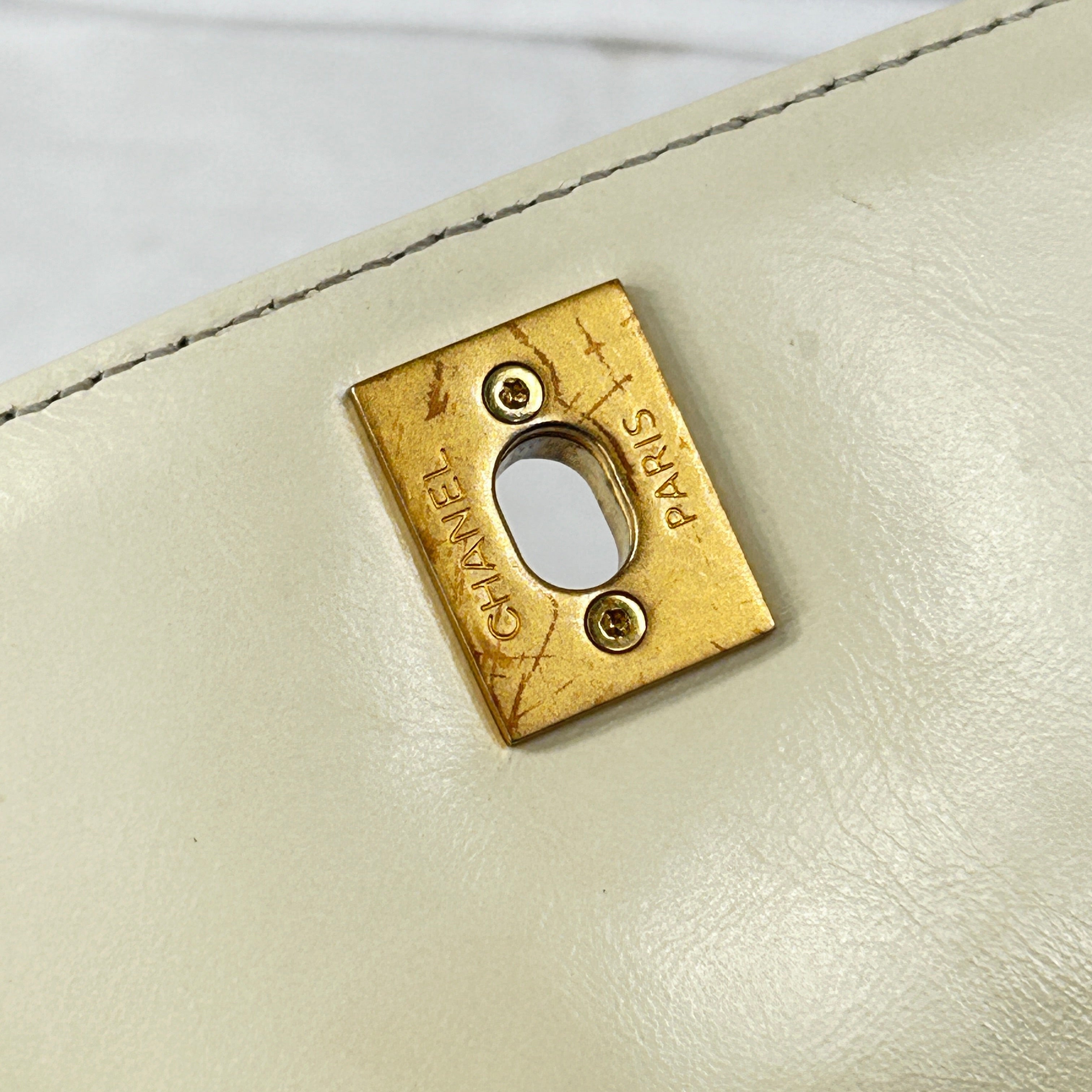 White Chevron Leather Lizard Beige Small Coco Handle