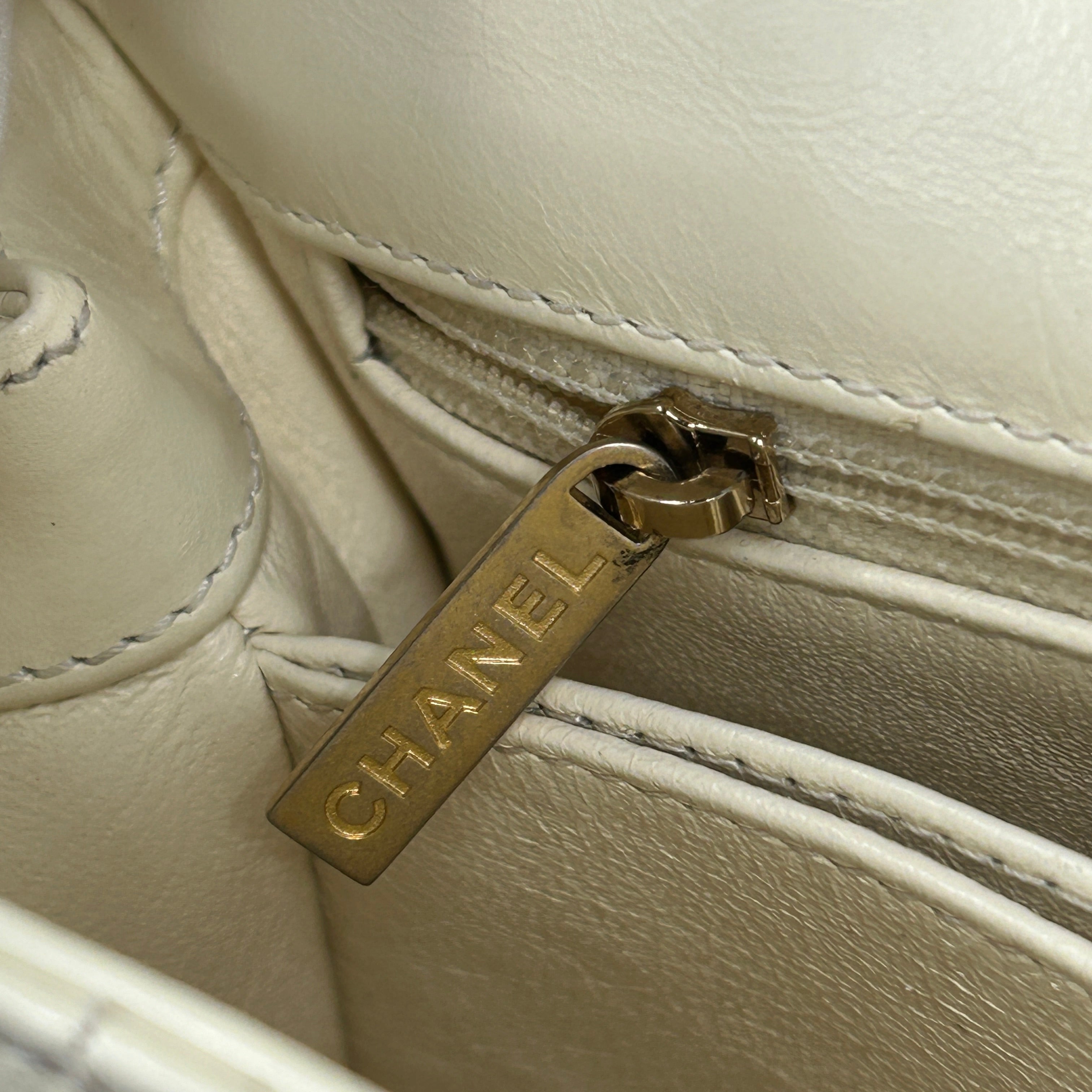 White Chevron Leather Lizard Beige Small Coco Handle
