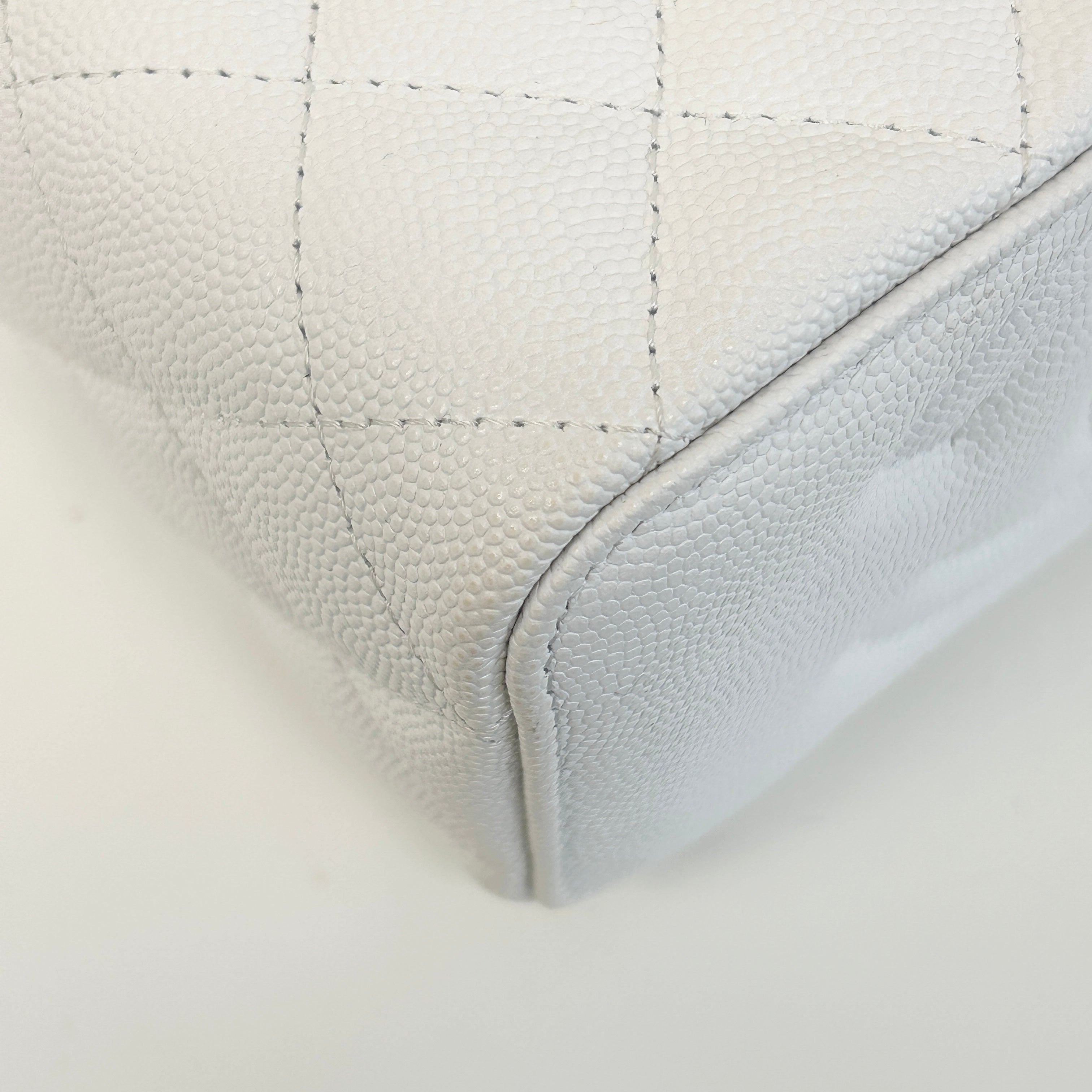 White Quilted Caviar Leather Small Vanity Case with Chain Bag w/GHW
