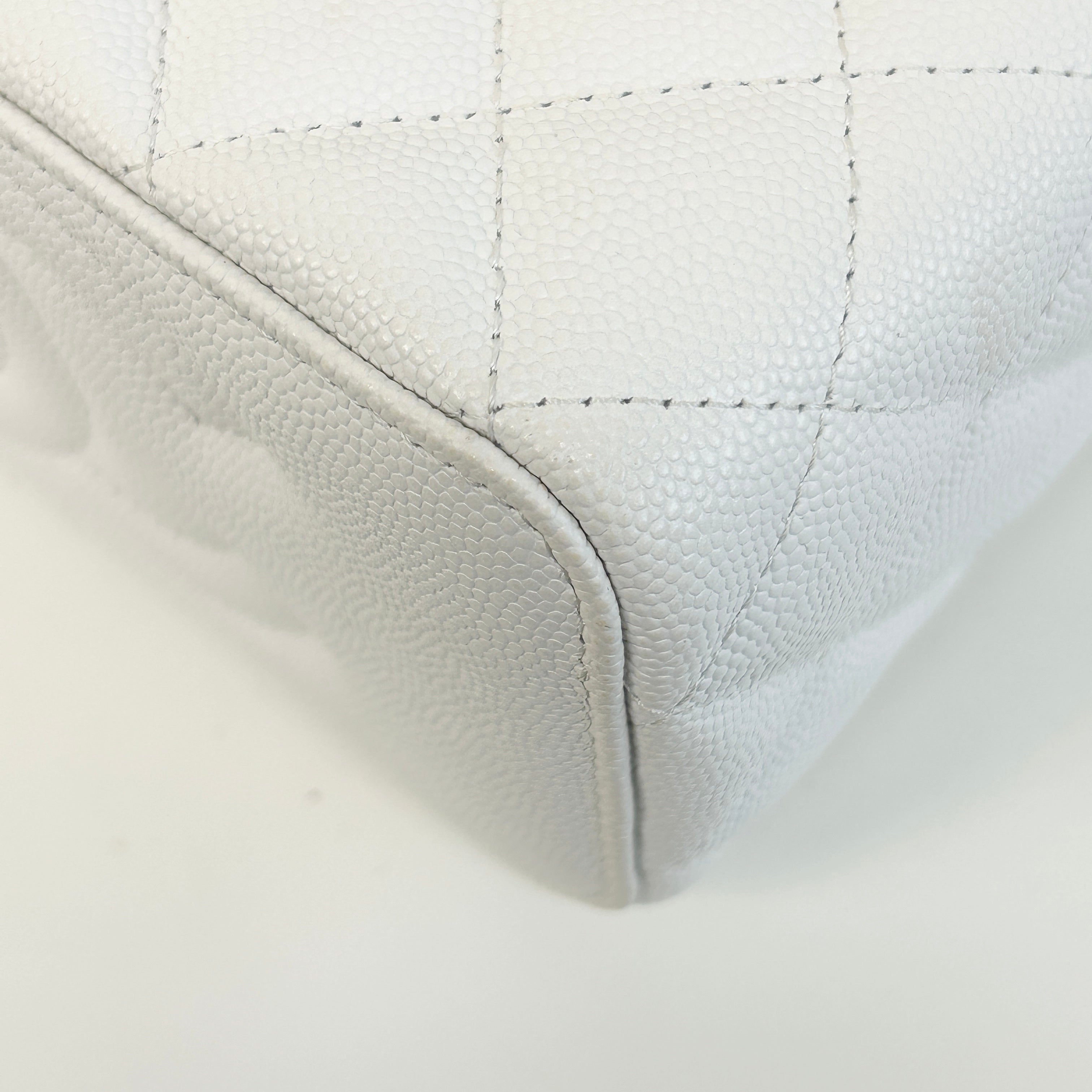 White Quilted Caviar Leather Small Vanity Case with Chain Bag w/GHW