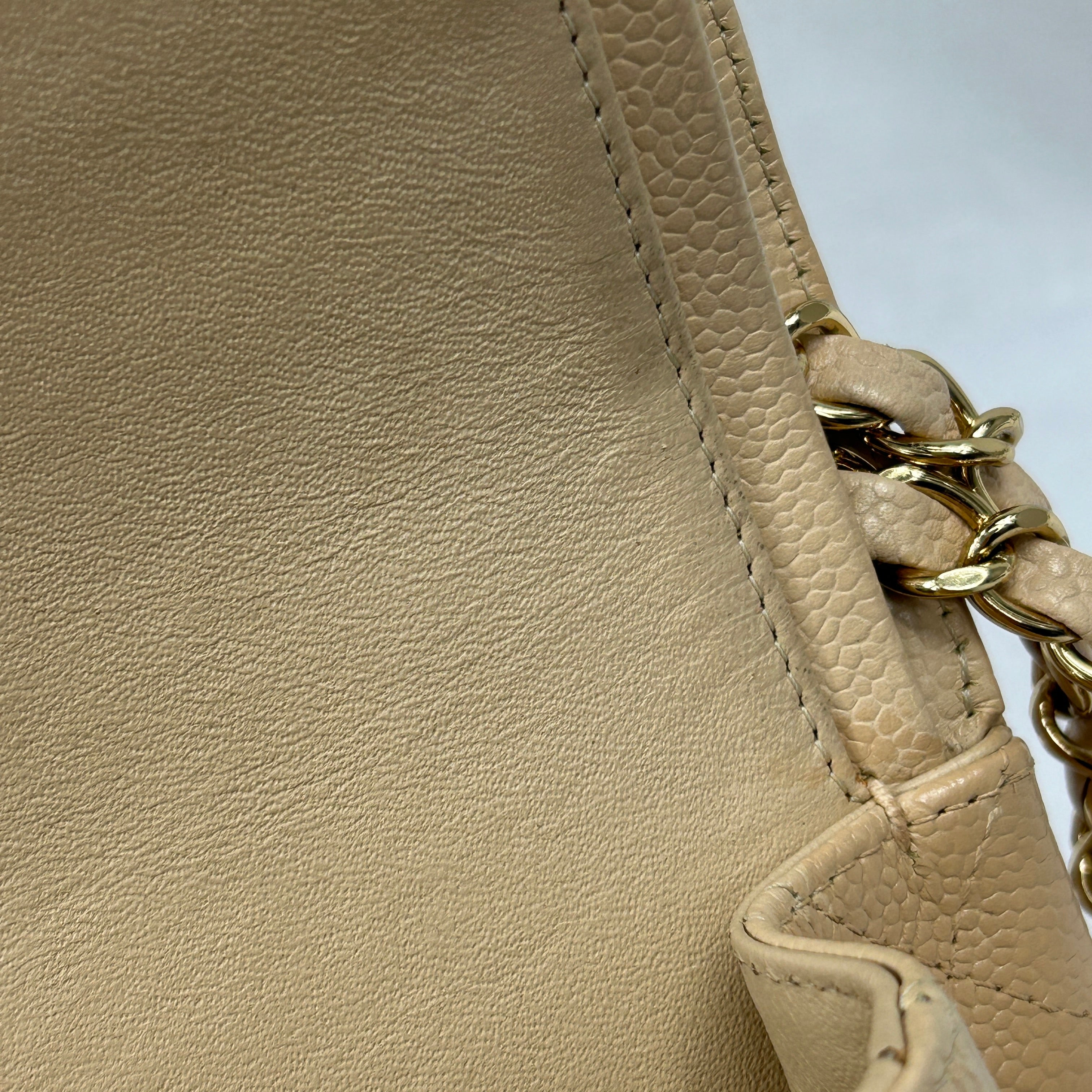 Beige Caviar Medium Double Flap w/GHW