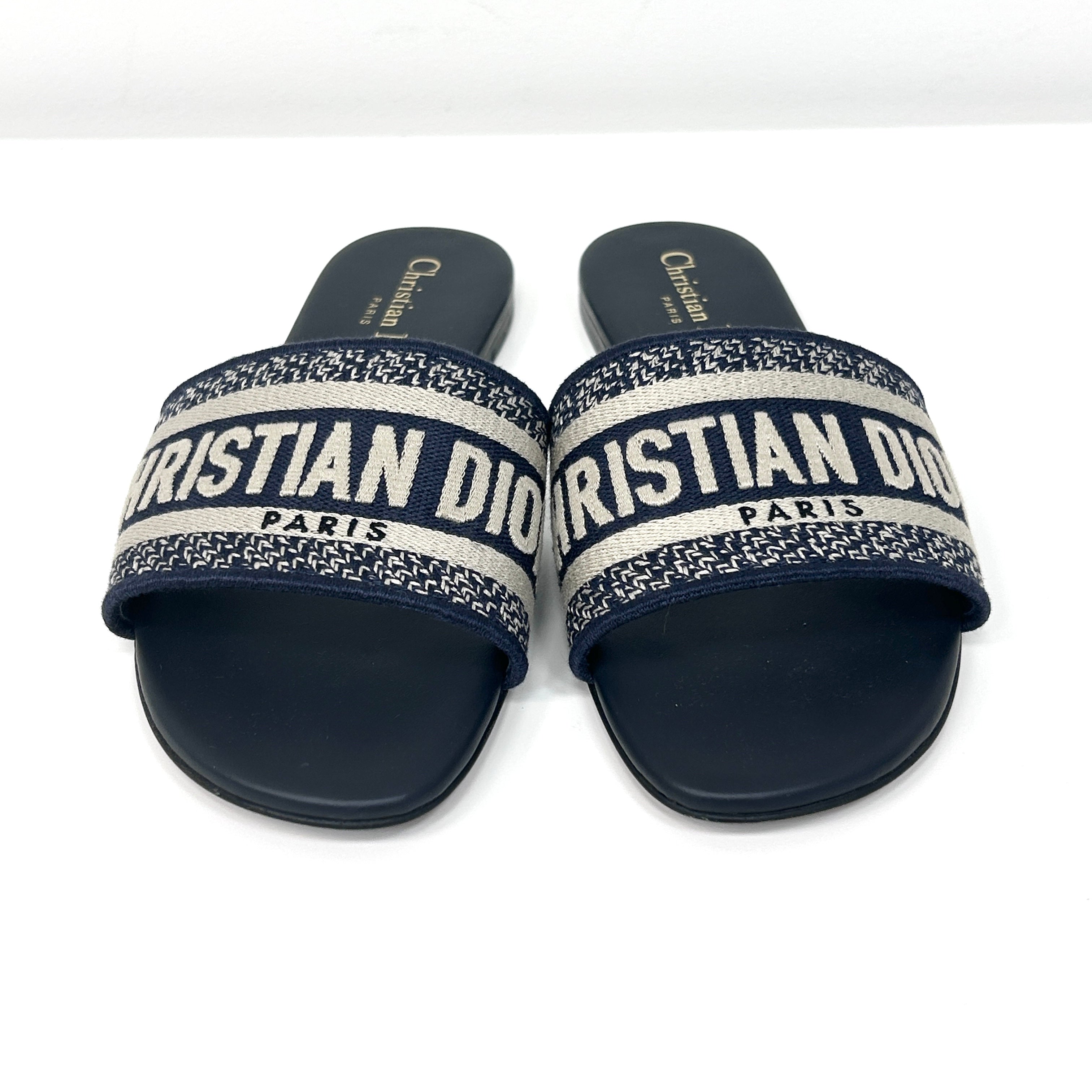 Deep Blue Embroidered Cotton Dway Slide