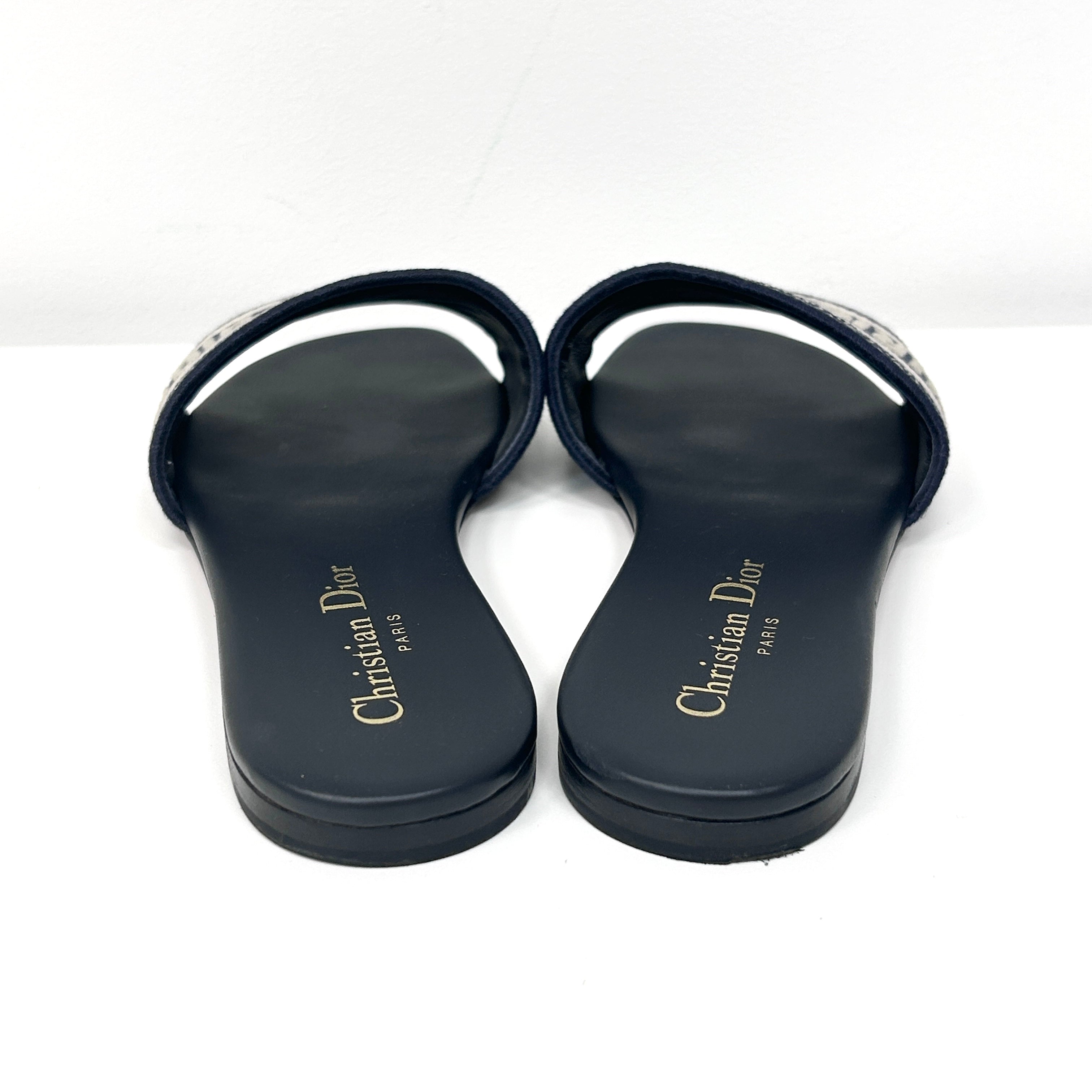 Deep Blue Embroidered Cotton Dway Slide