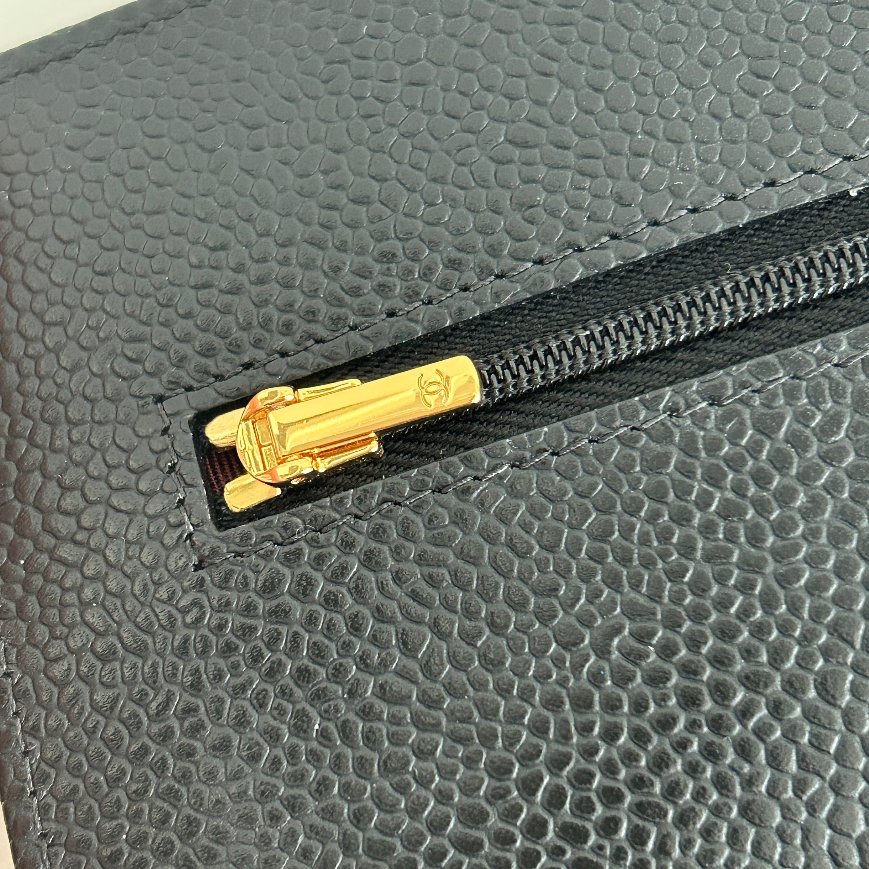 Black Quilted Caviar Leather Classic Wallet on Chain Bag w/GHW
