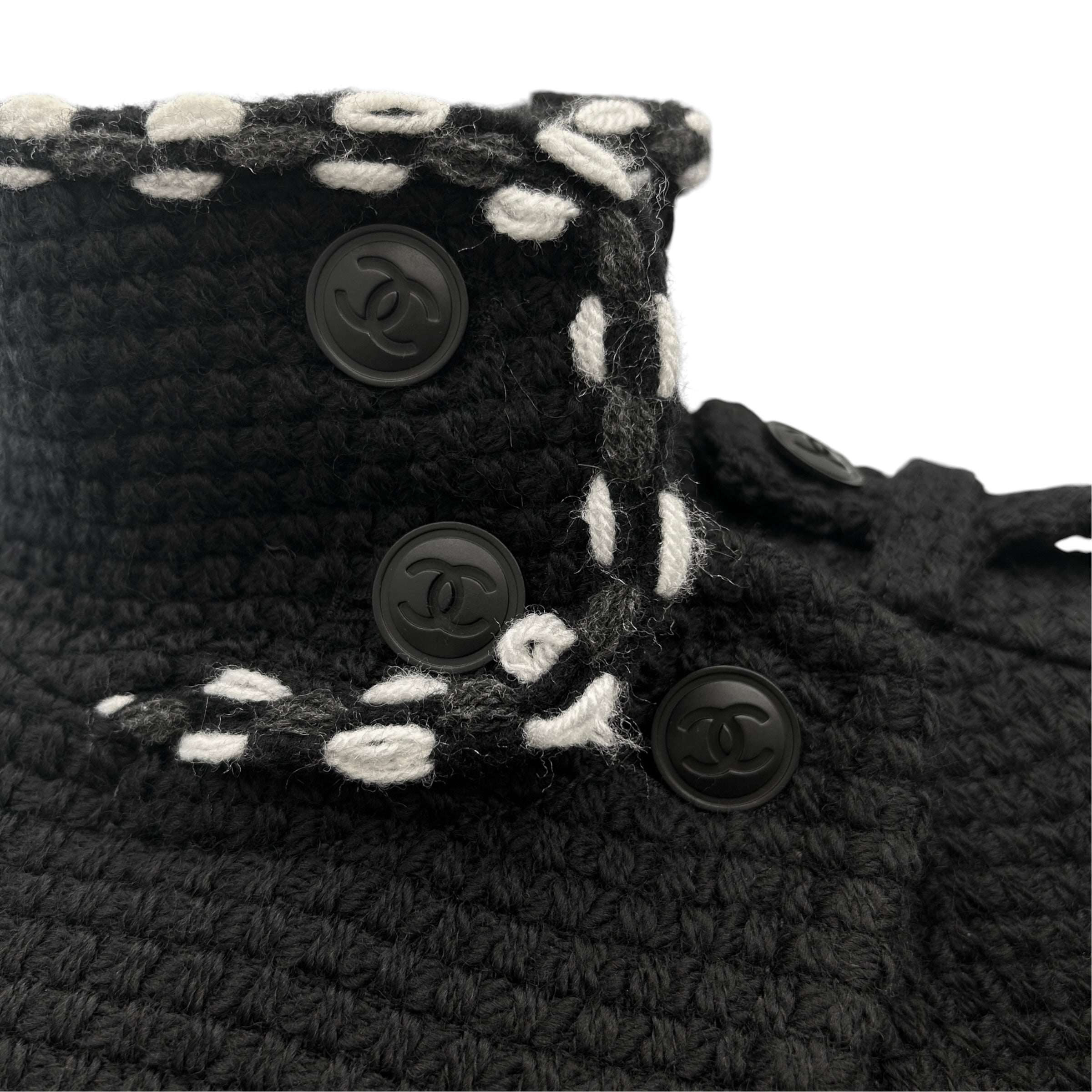 Vintage Black Tweed Wool Knit Coat