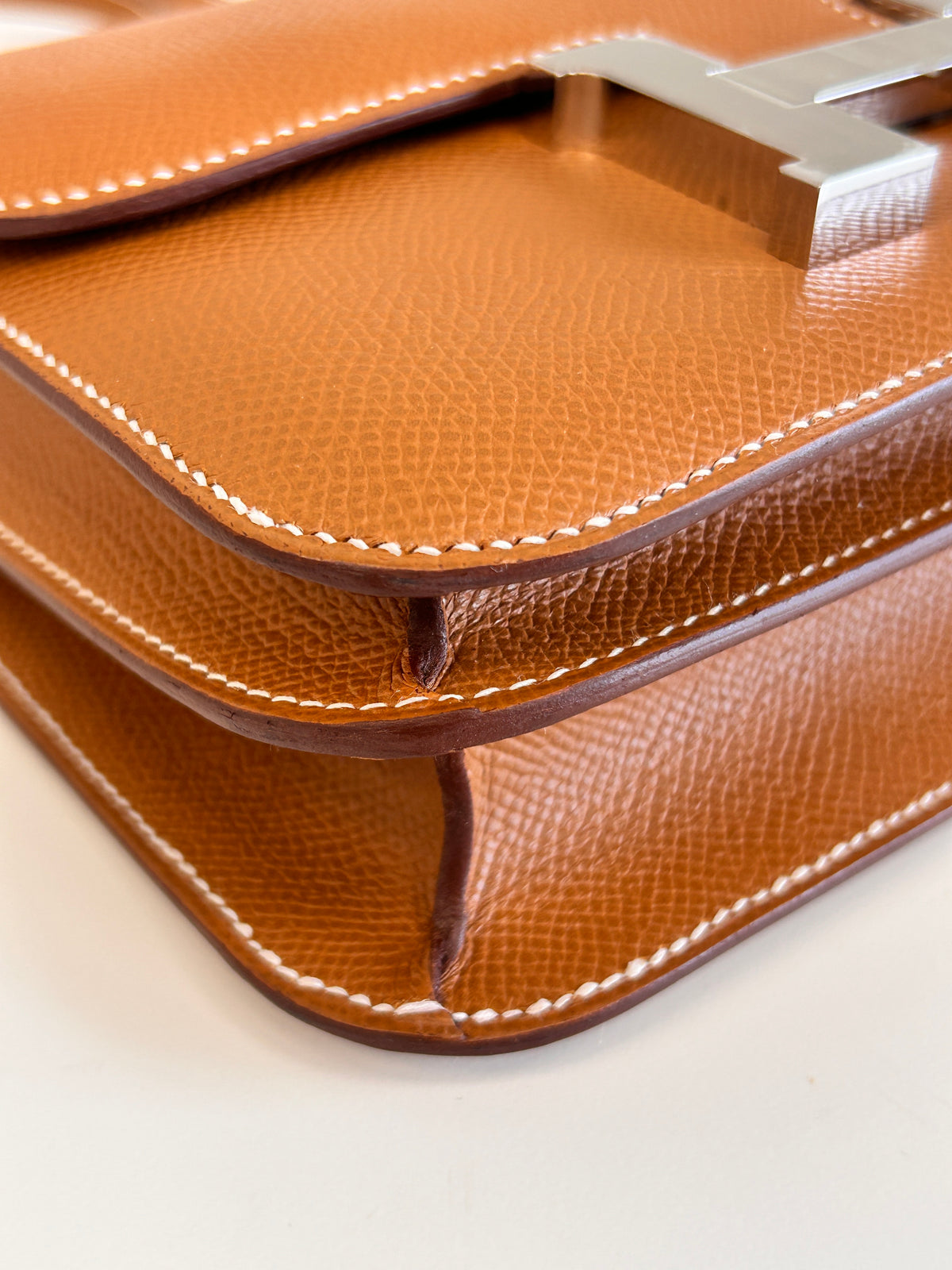 Gold Epsom Constance 18 w/PHW