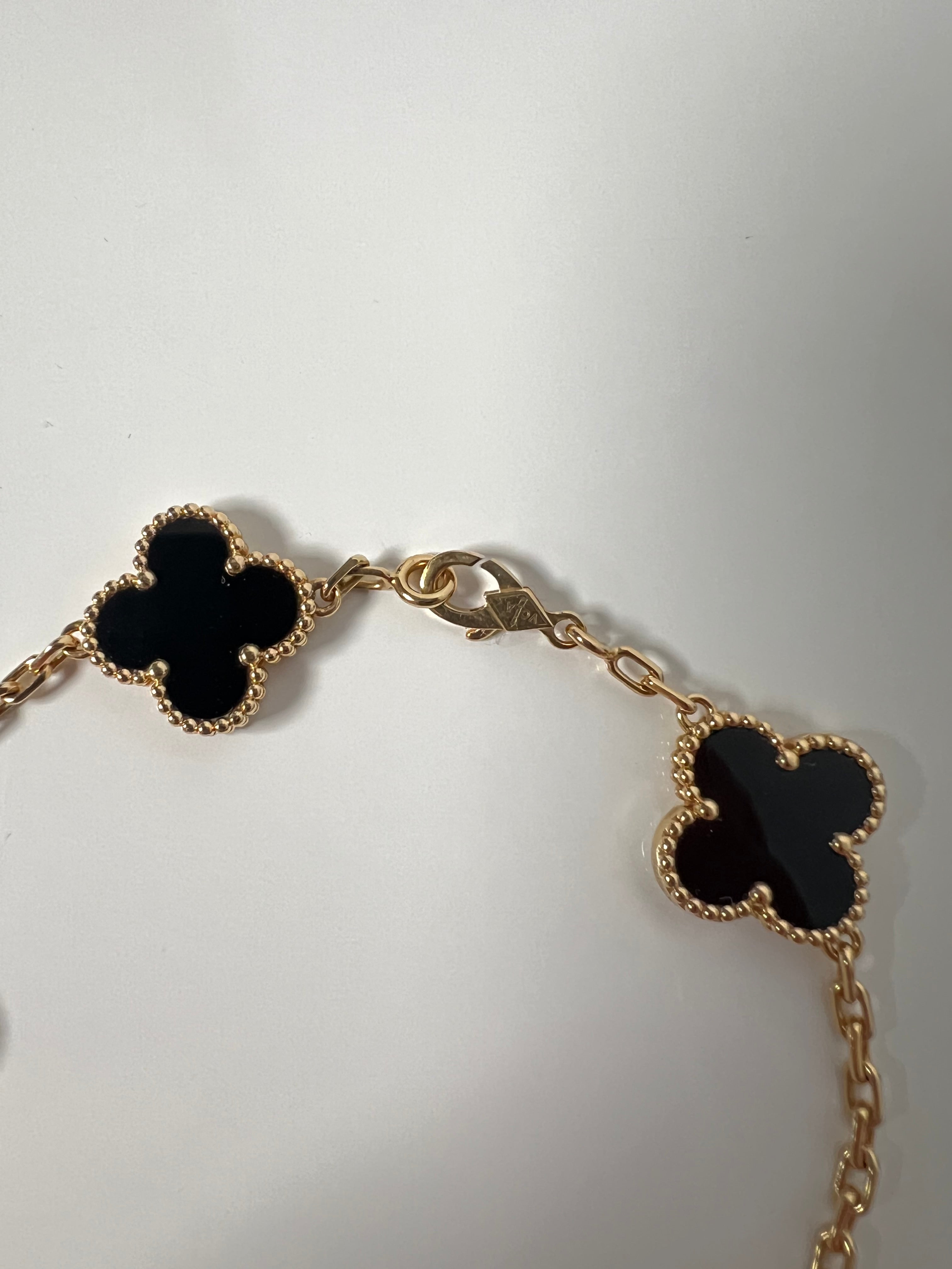 5 Motifs Black Onyx Vintage Alhambra 18k Gold Bracelet