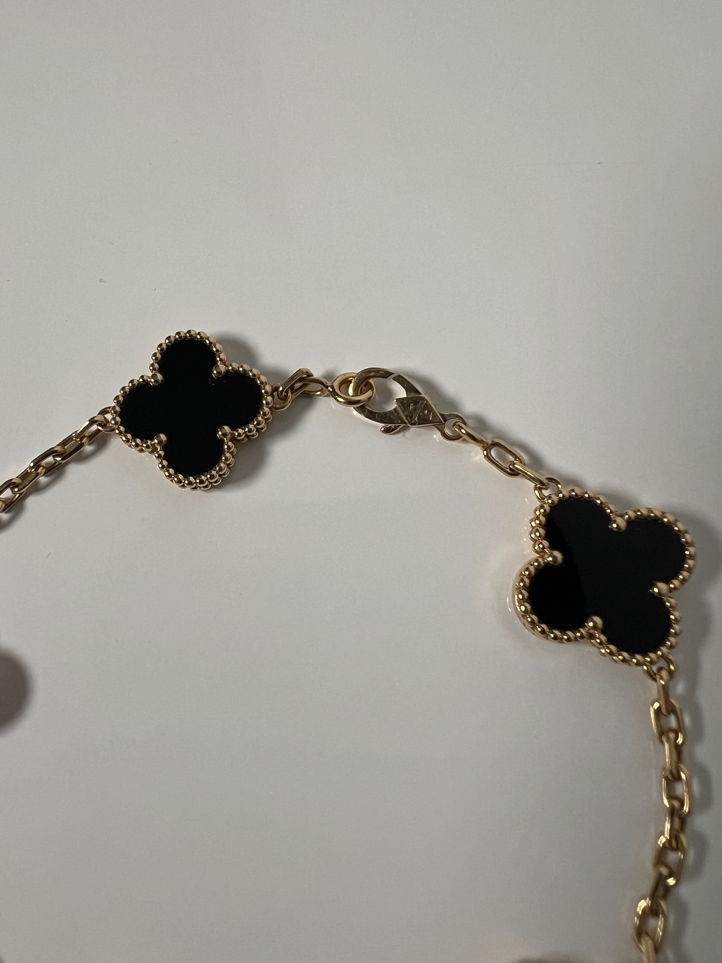 5 Motifs Black Onyx Vintage Alhambra 18k Gold Bracelet