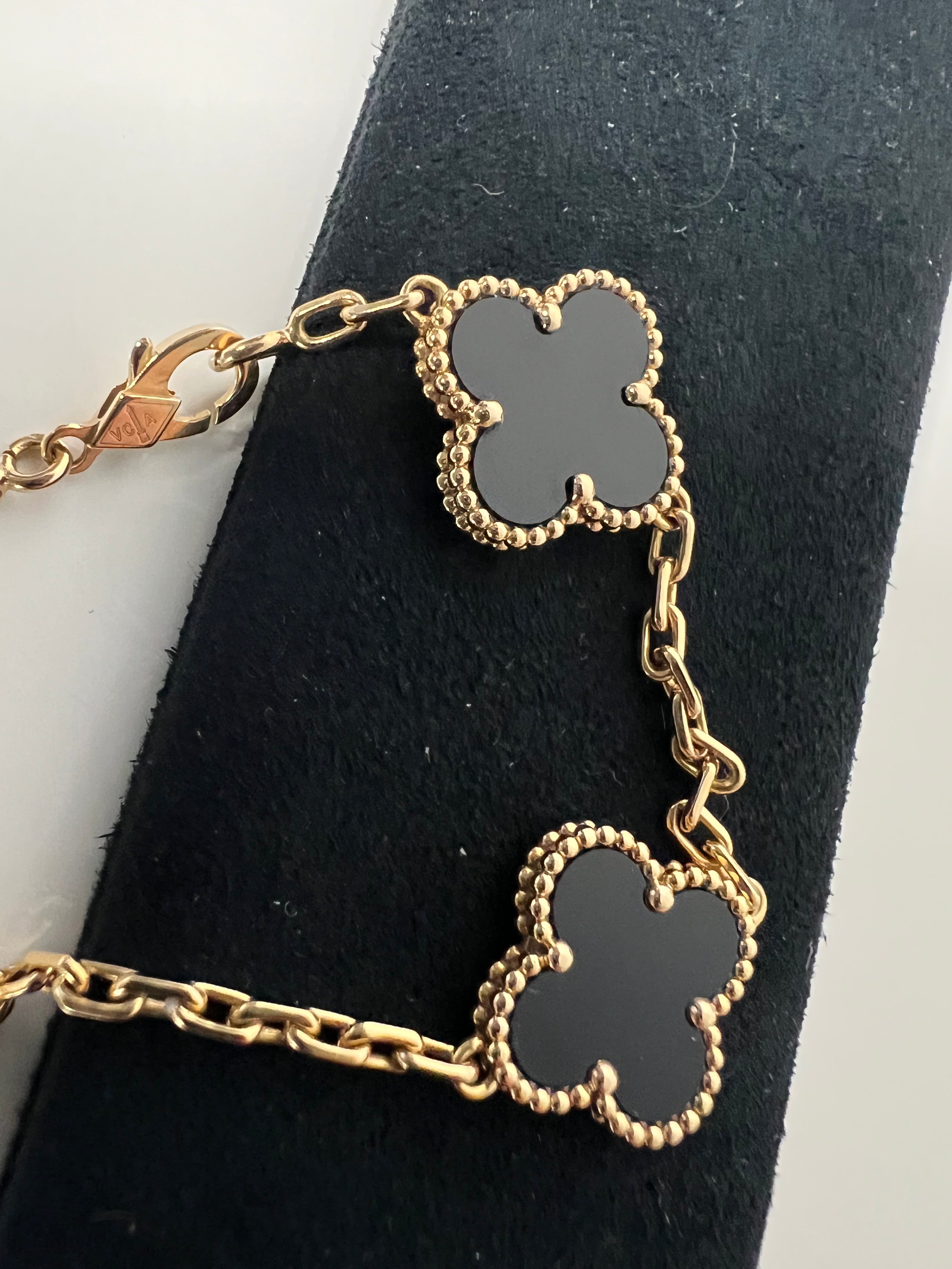 5 Motifs Black Onyx Vintage Alhambra 18k Gold Bracelet