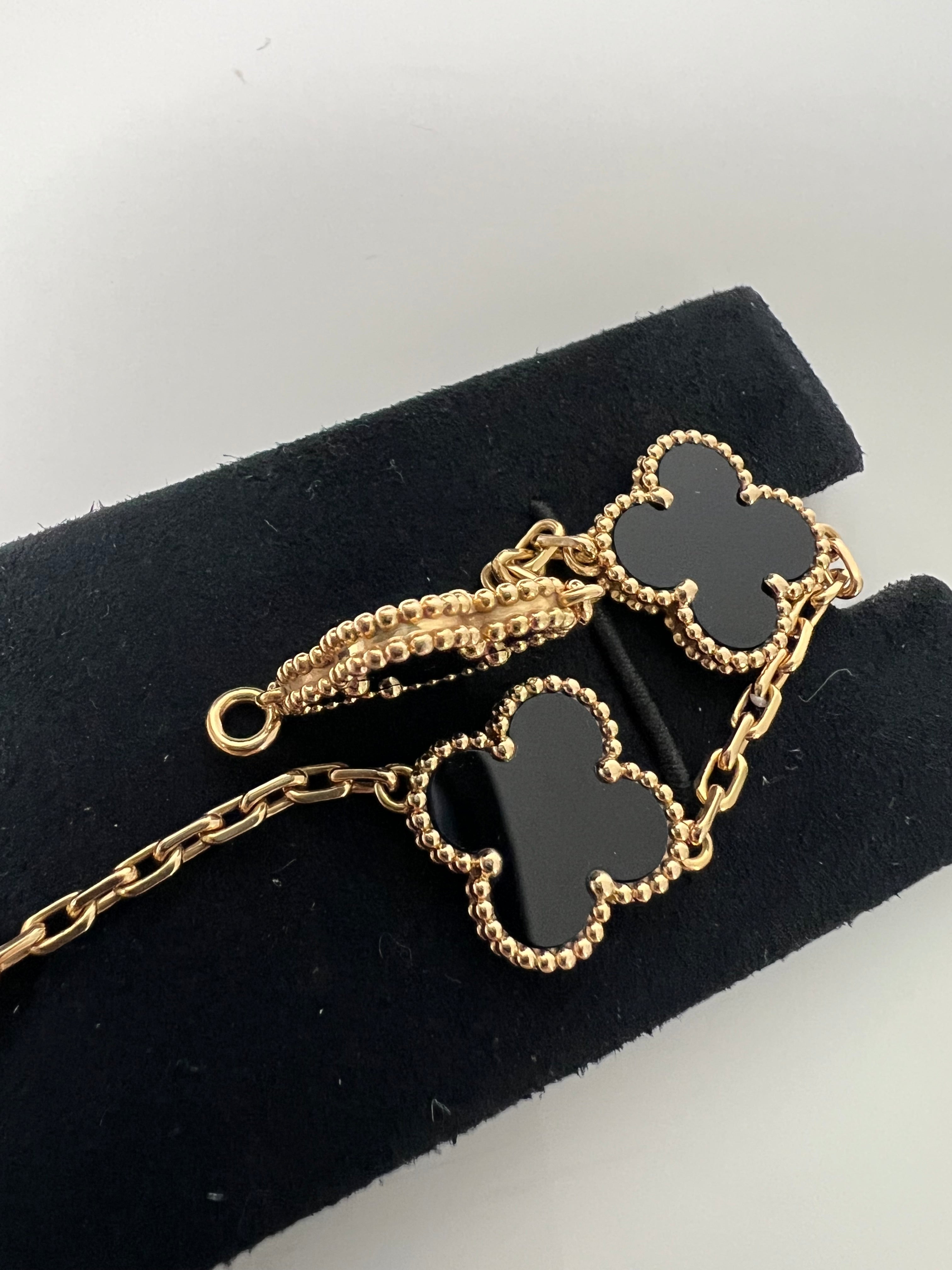 5 Motifs Black Onyx Vintage Alhambra 18k Gold Bracelet