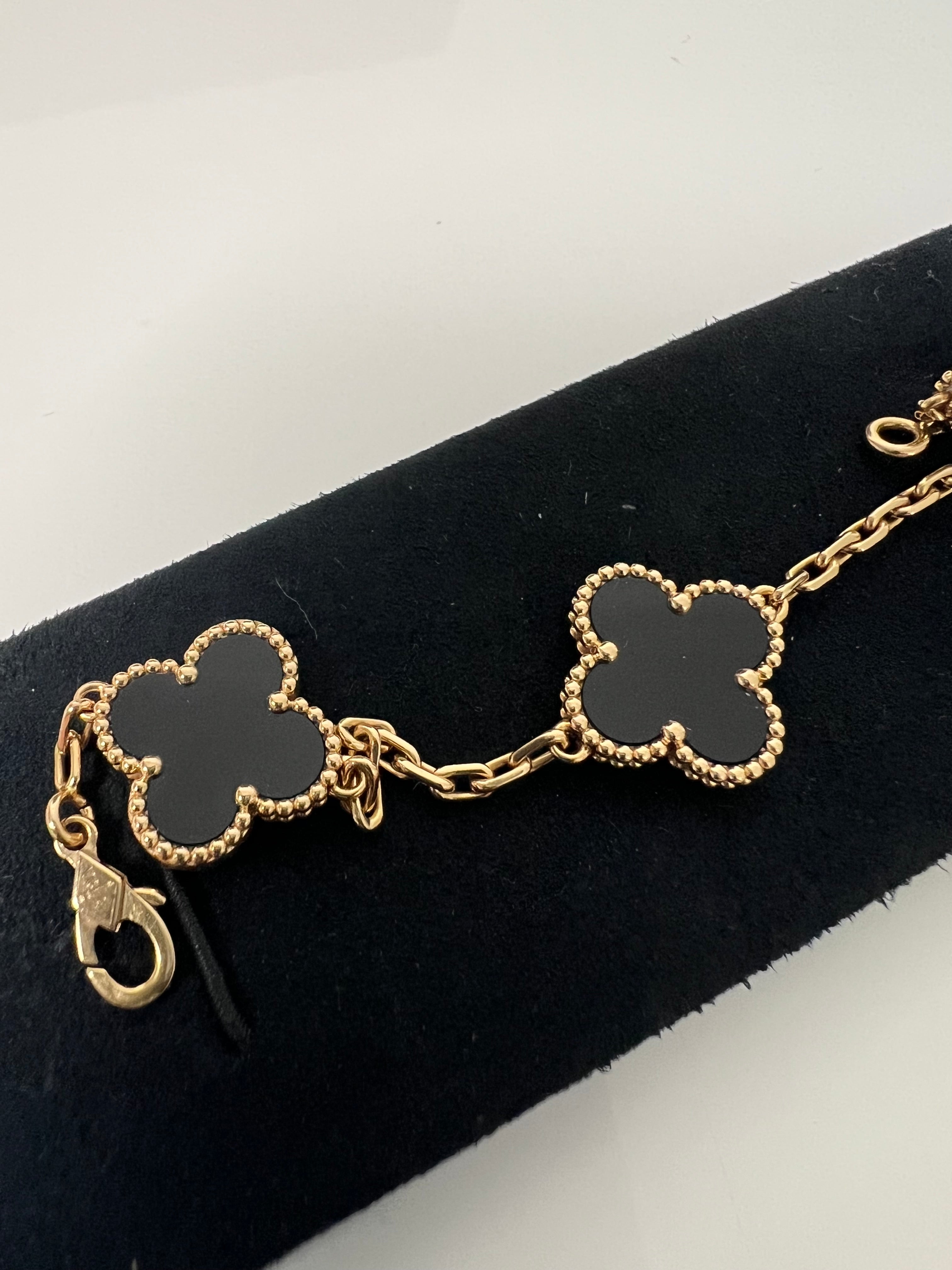 5 Motifs Black Onyx Vintage Alhambra 18k Gold Bracelet