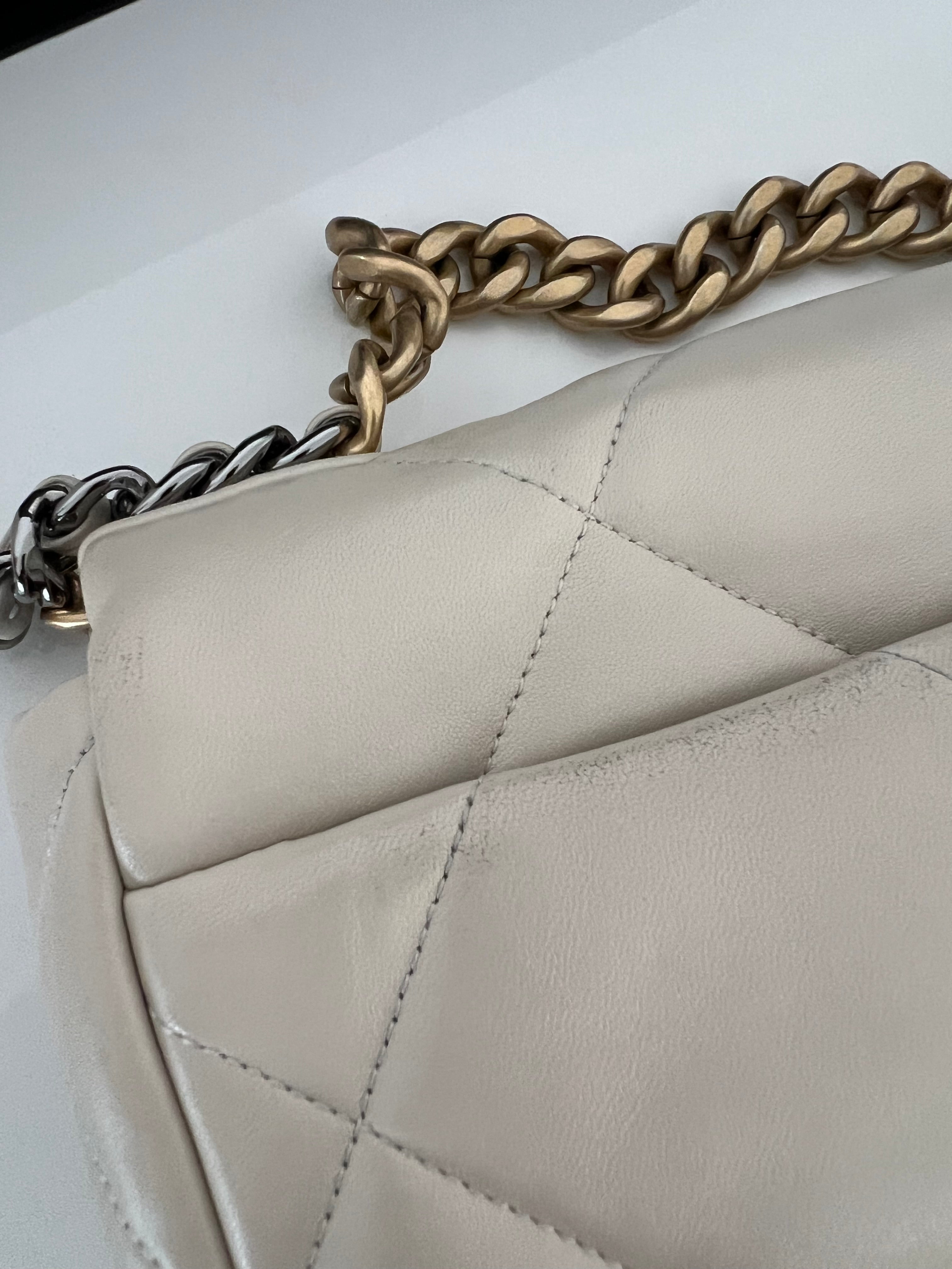 Beige 19 Small Lambskin Flap AGHW/SHW/RHW