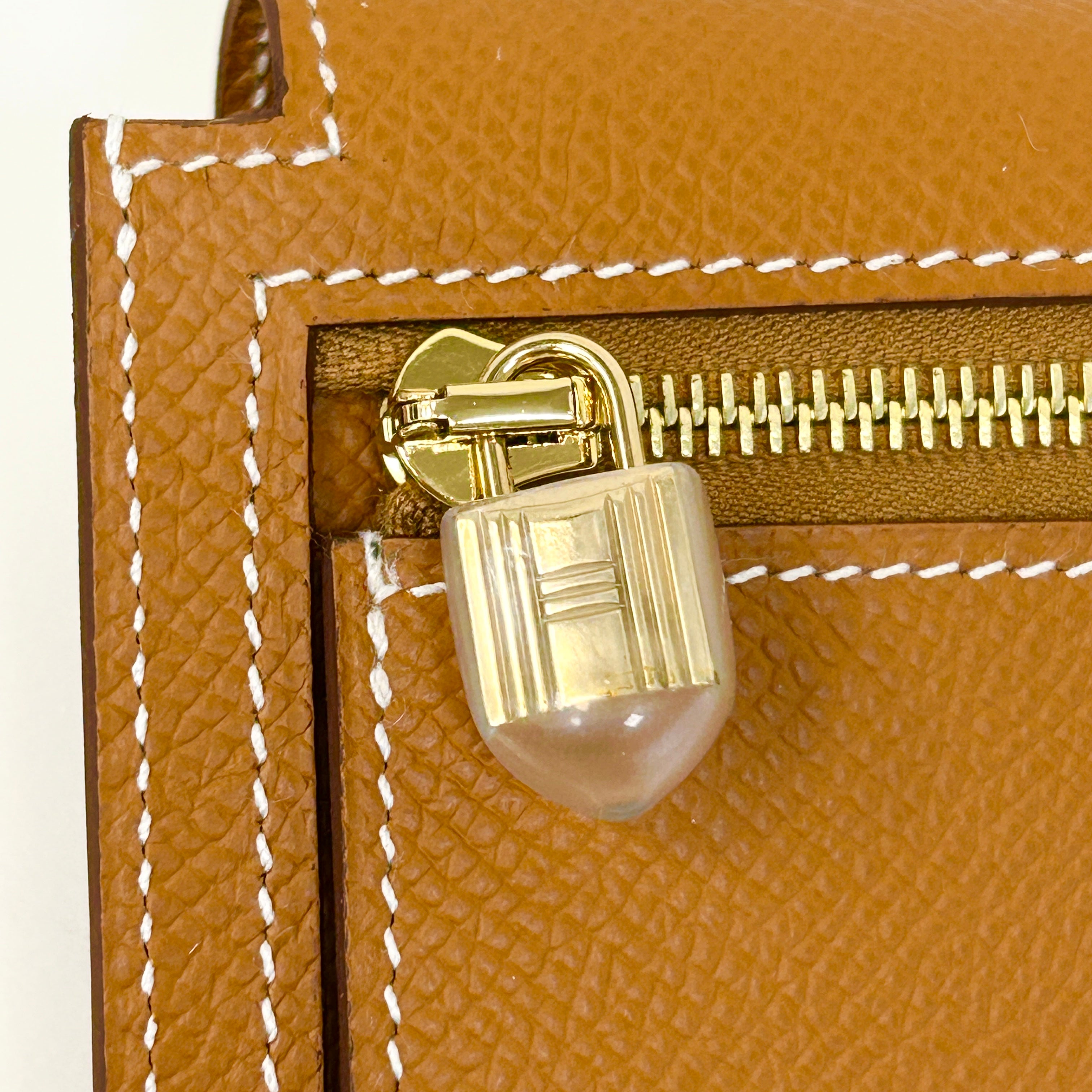 gold kelly pocket wallet w/GHW