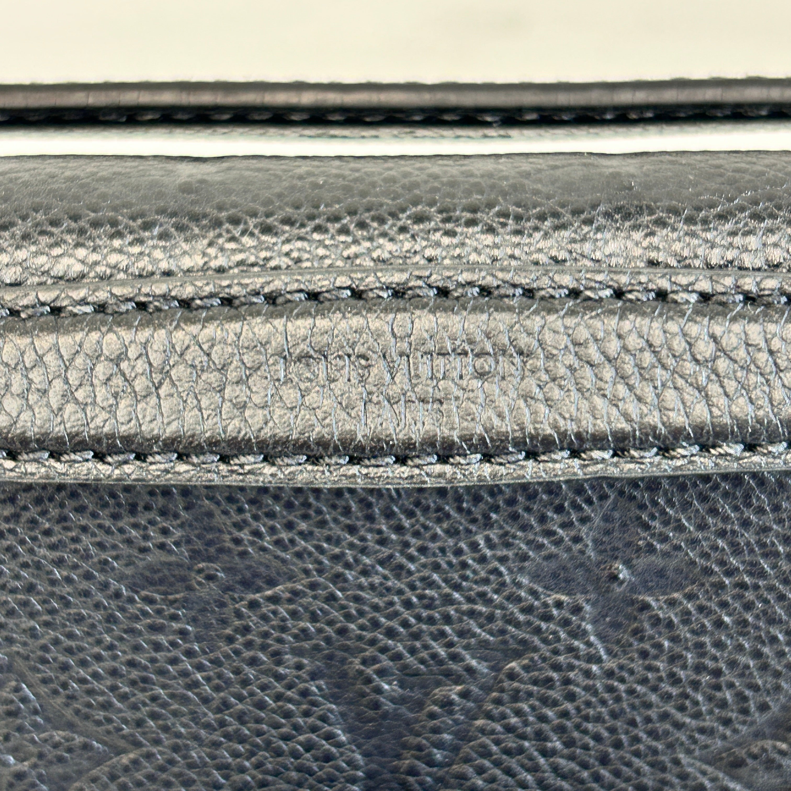 Black Monogram Vavin PM w/GHW