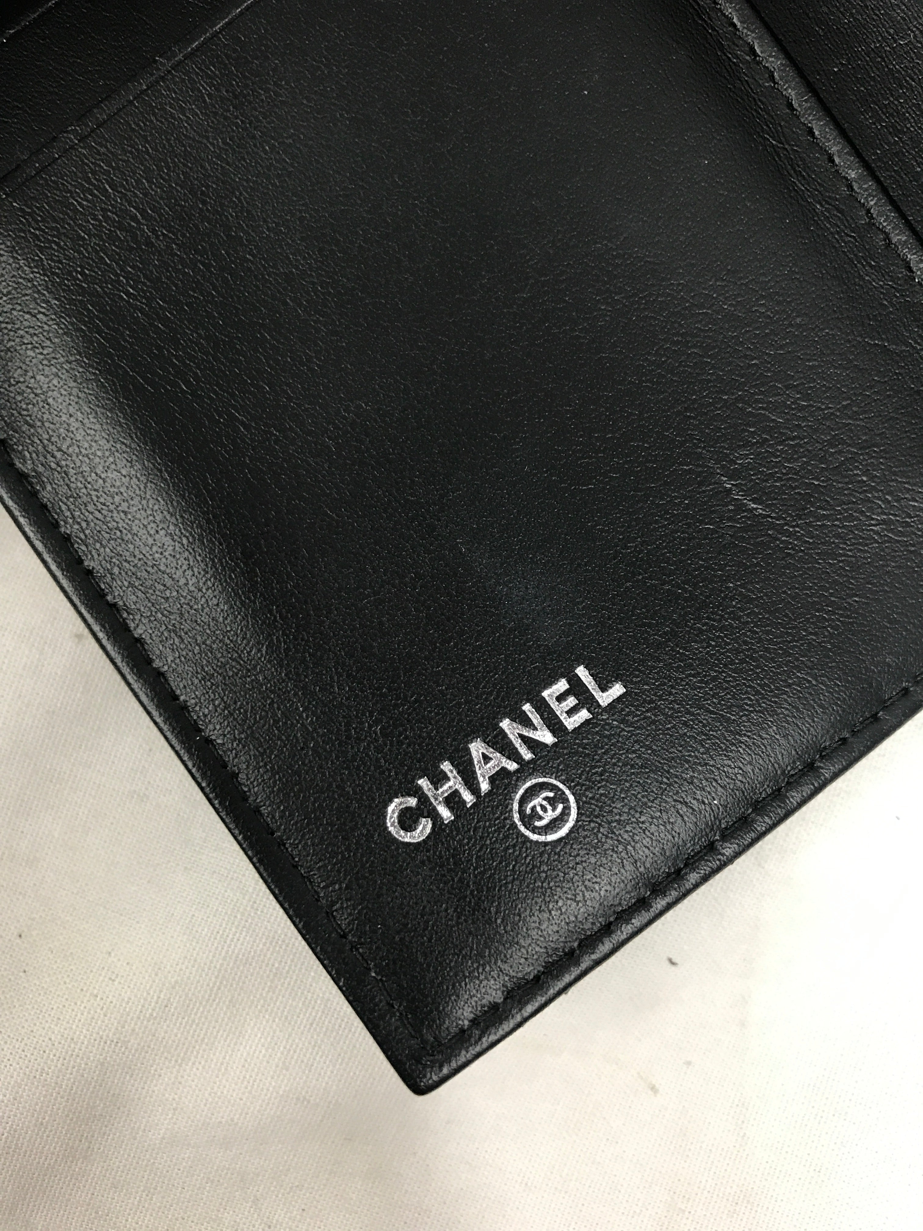 Black Caviar Chevron Boy Flap Wallet w/RHW