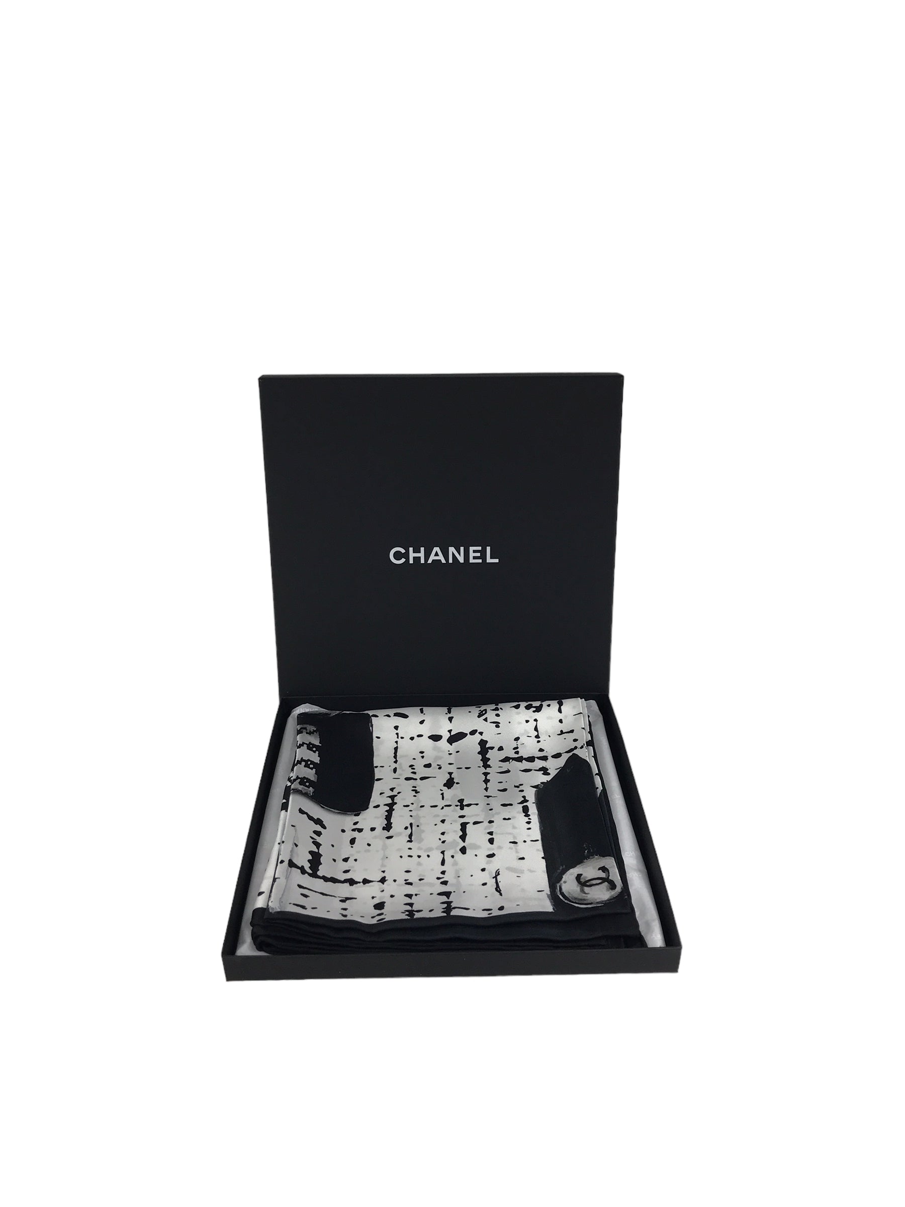 Chanel Black/White Silk Scarf