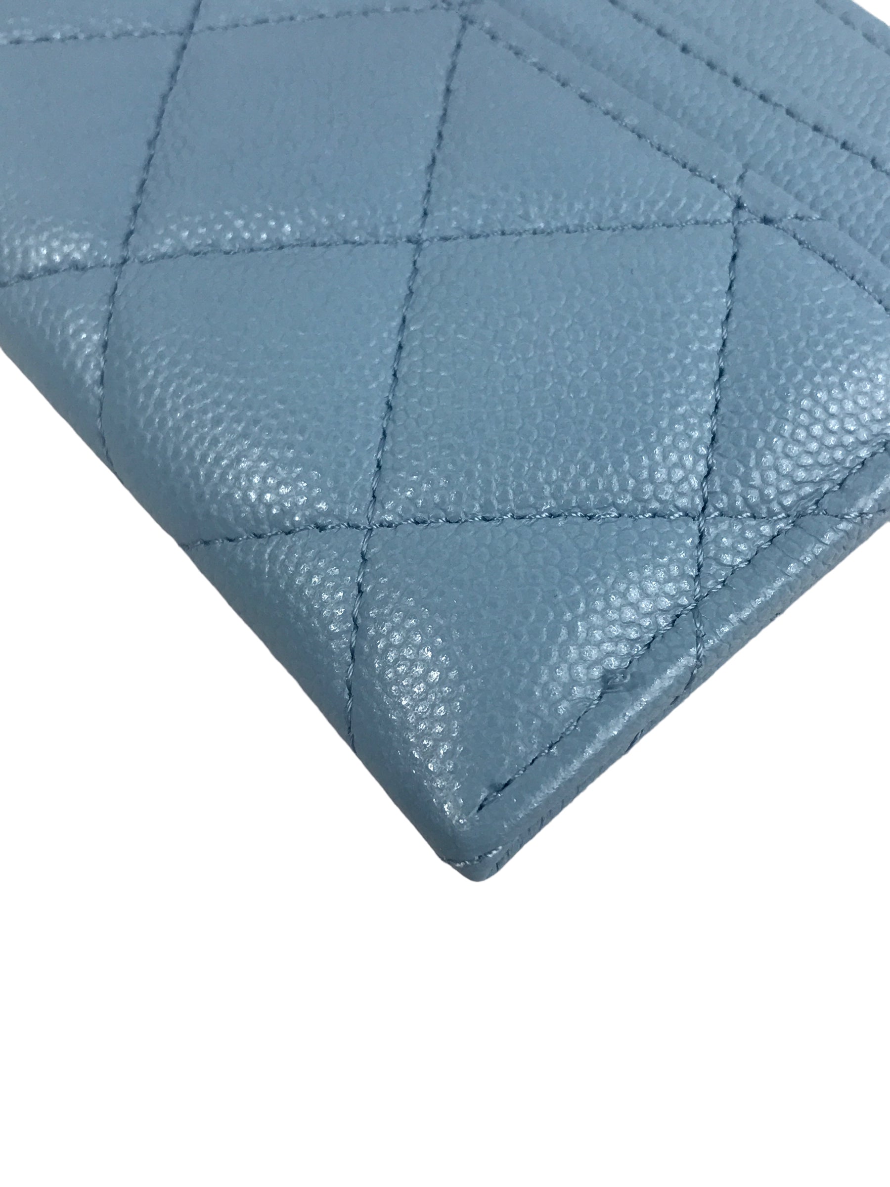 Baby Blue Caviar Quilted Card Case w/GHW