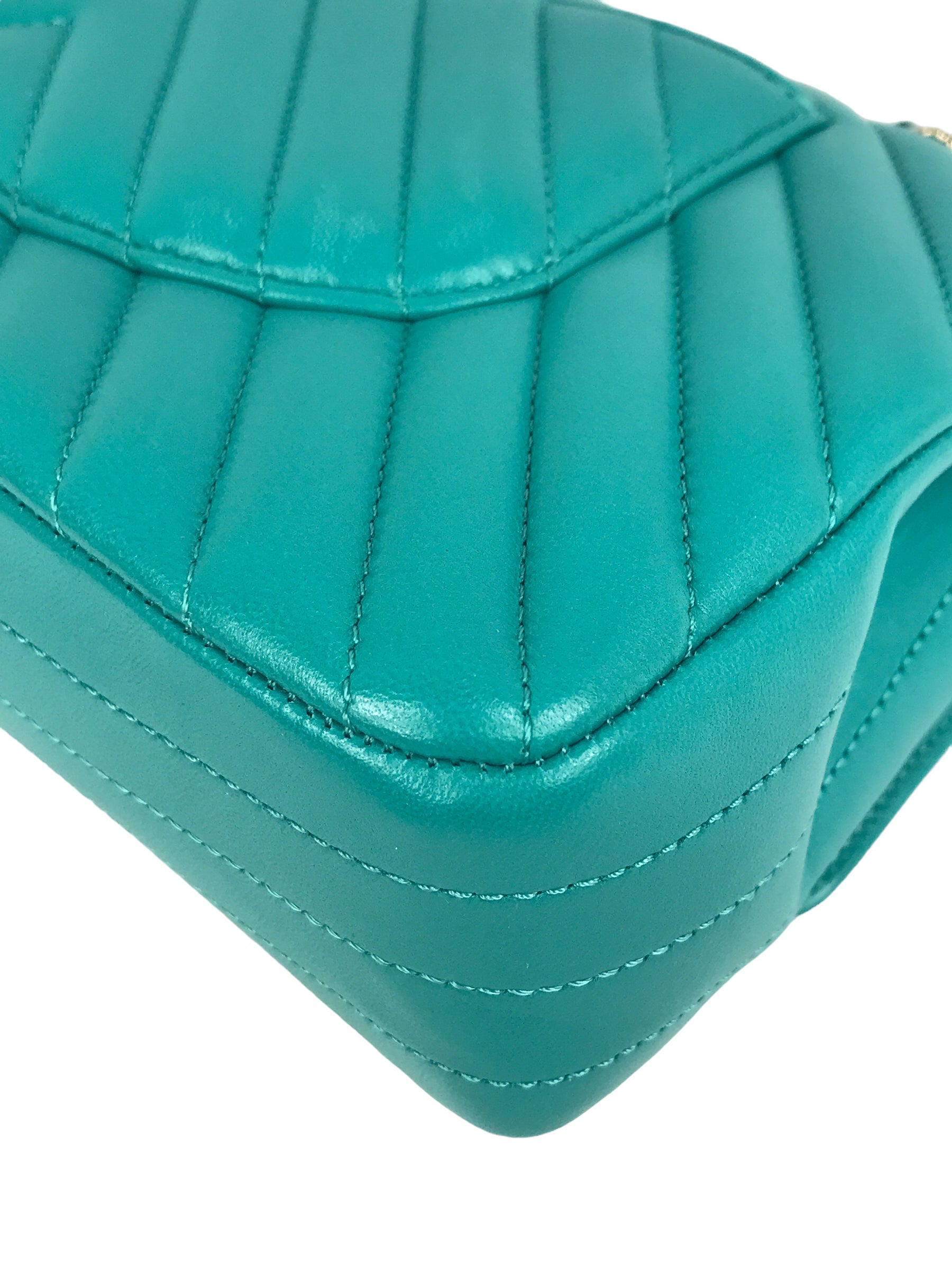 Turquoise Cheveron Lambskin Medium Double Flap W/GHW