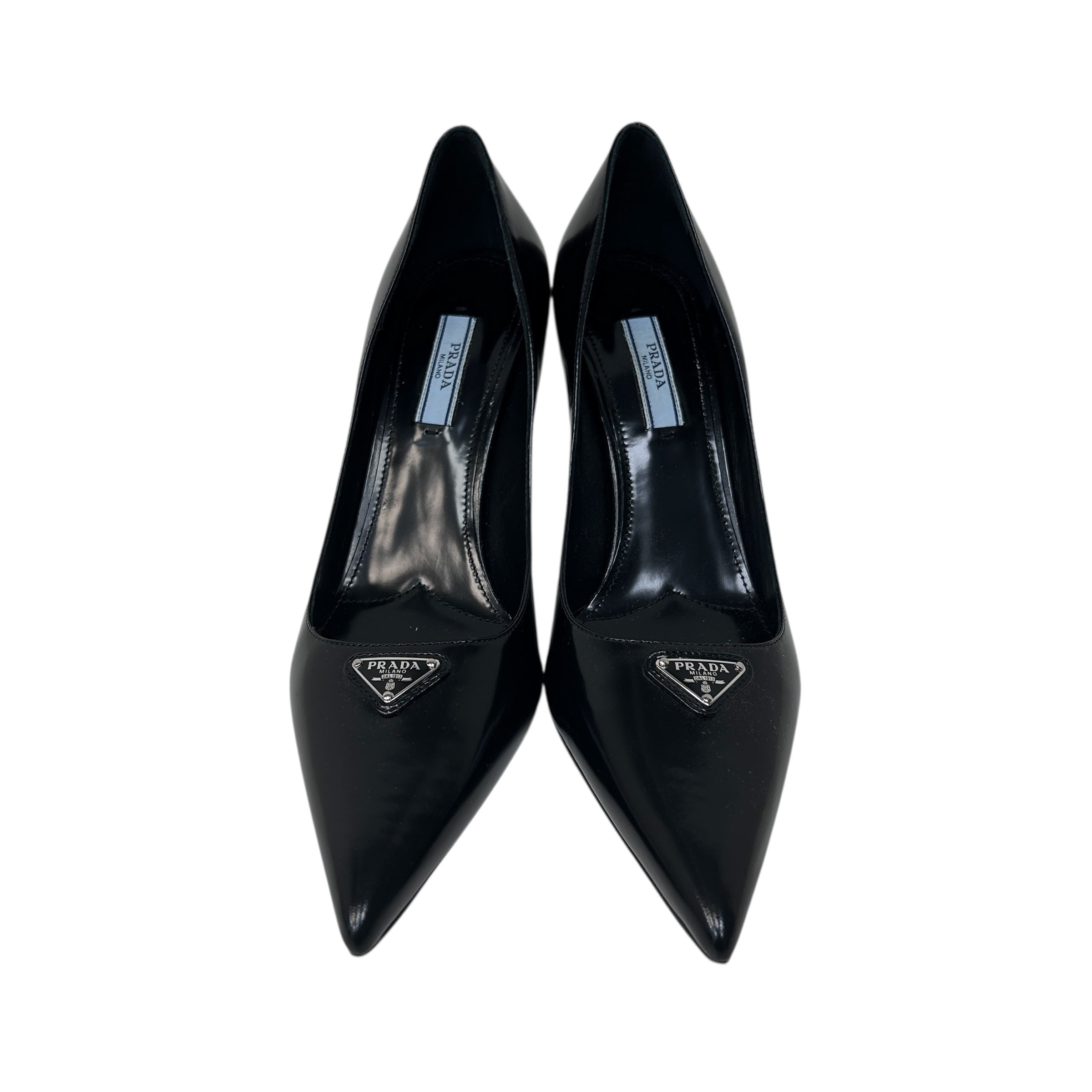 Black Enameled Metal Triangle Leather Pumps
