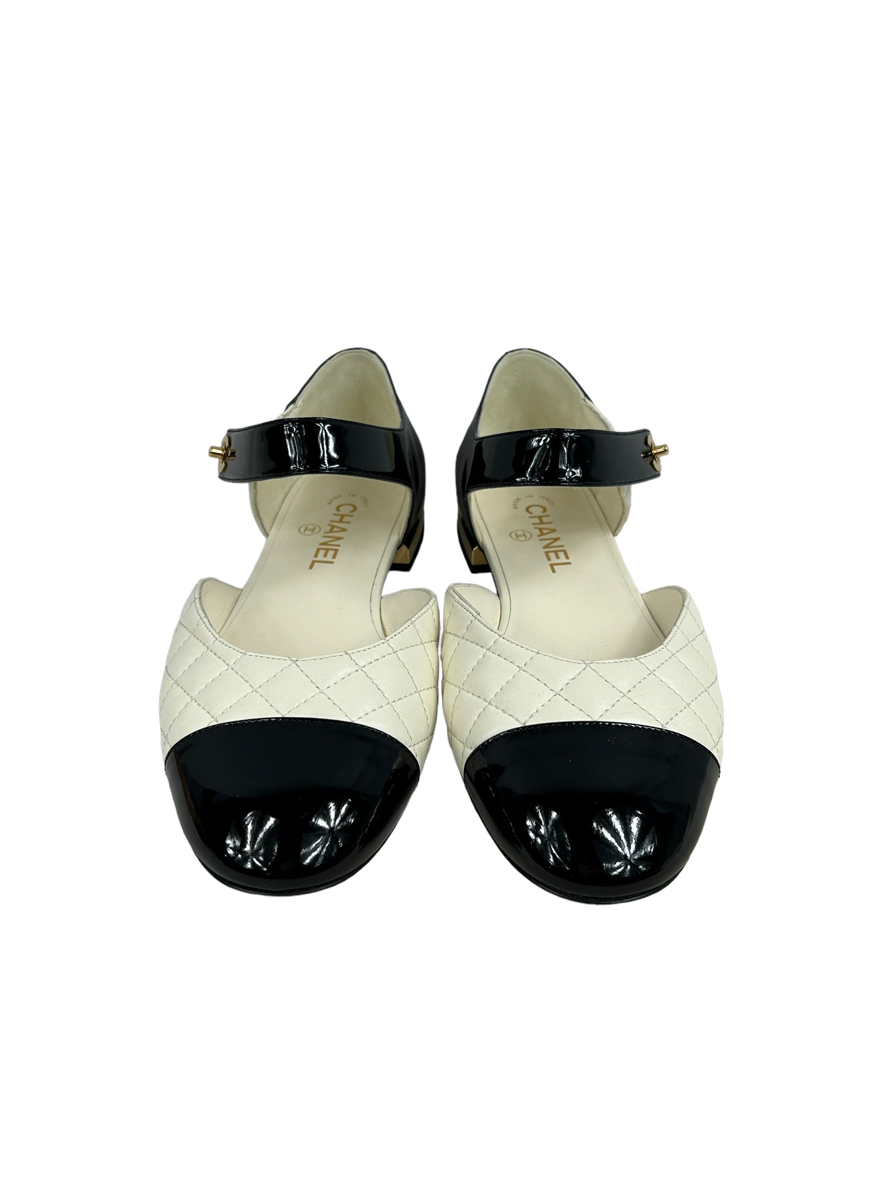 Ivory/Black Mary Jane Leather Shoes