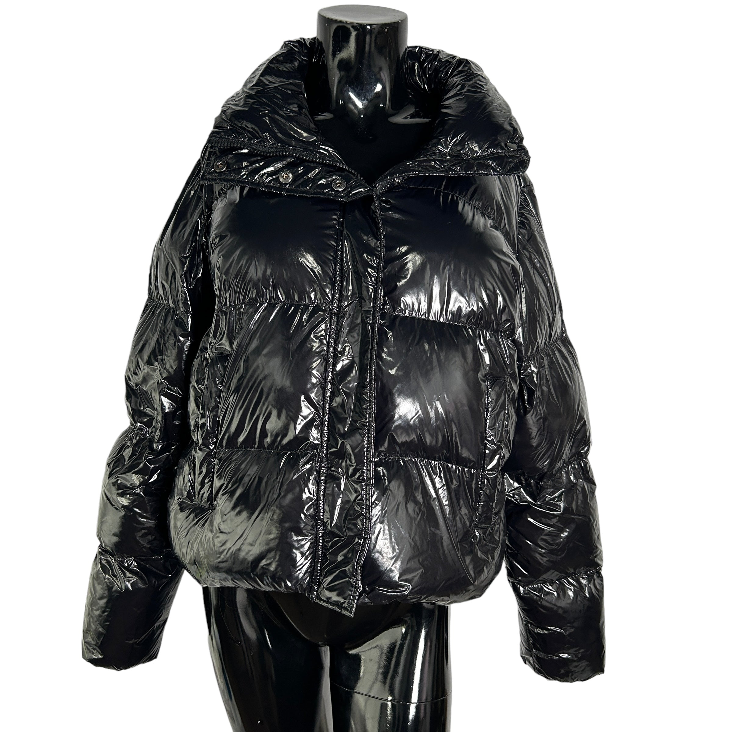 NOIZE Black Puffer