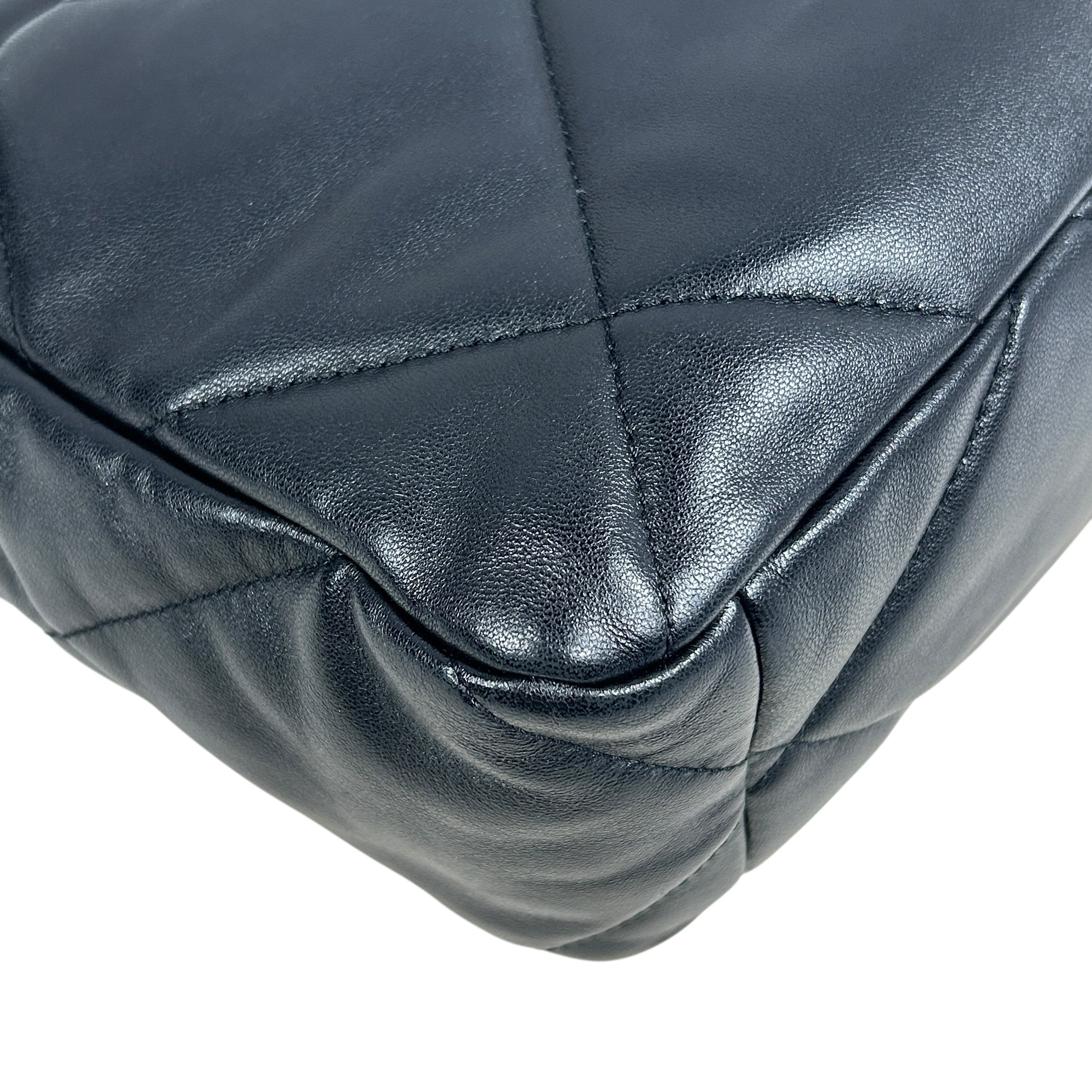 Black Lambskin Quilted Leather Large 19 w/RHW/GHW/AGHW