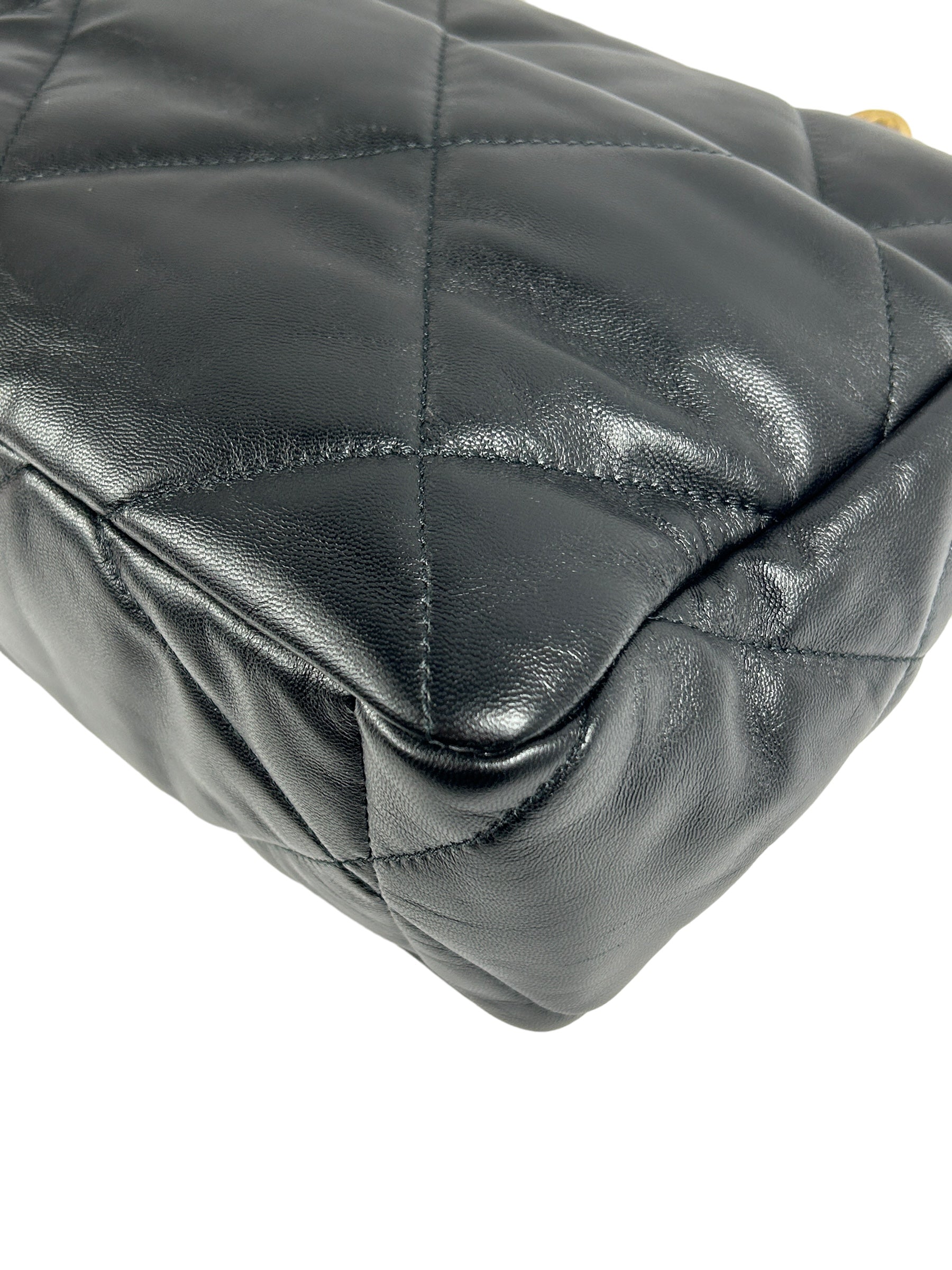 Black Calfskin Leather Quilted 19 Medium w/AGHW/SHW/RHW