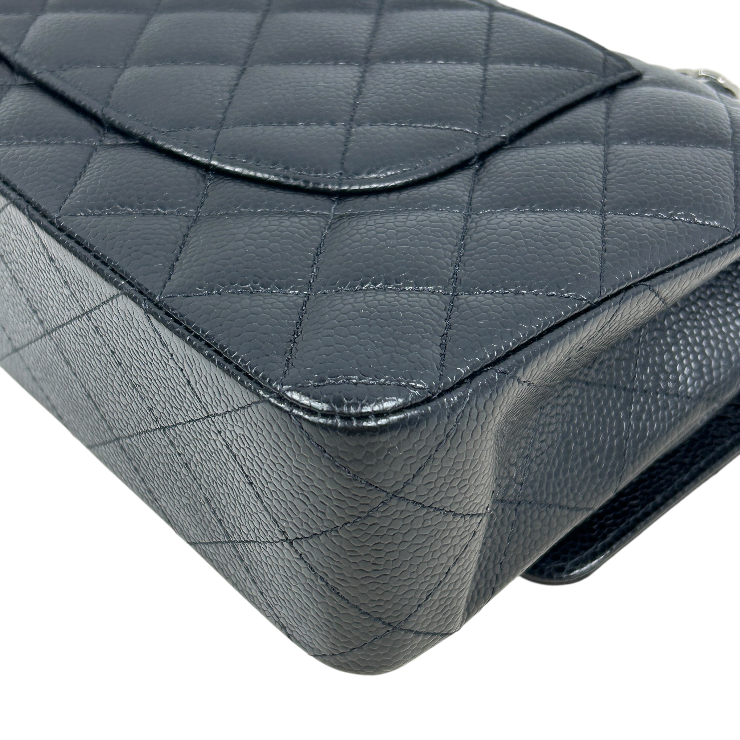 Black Quilted Caviar Medium Classics Double Flap w/SHW