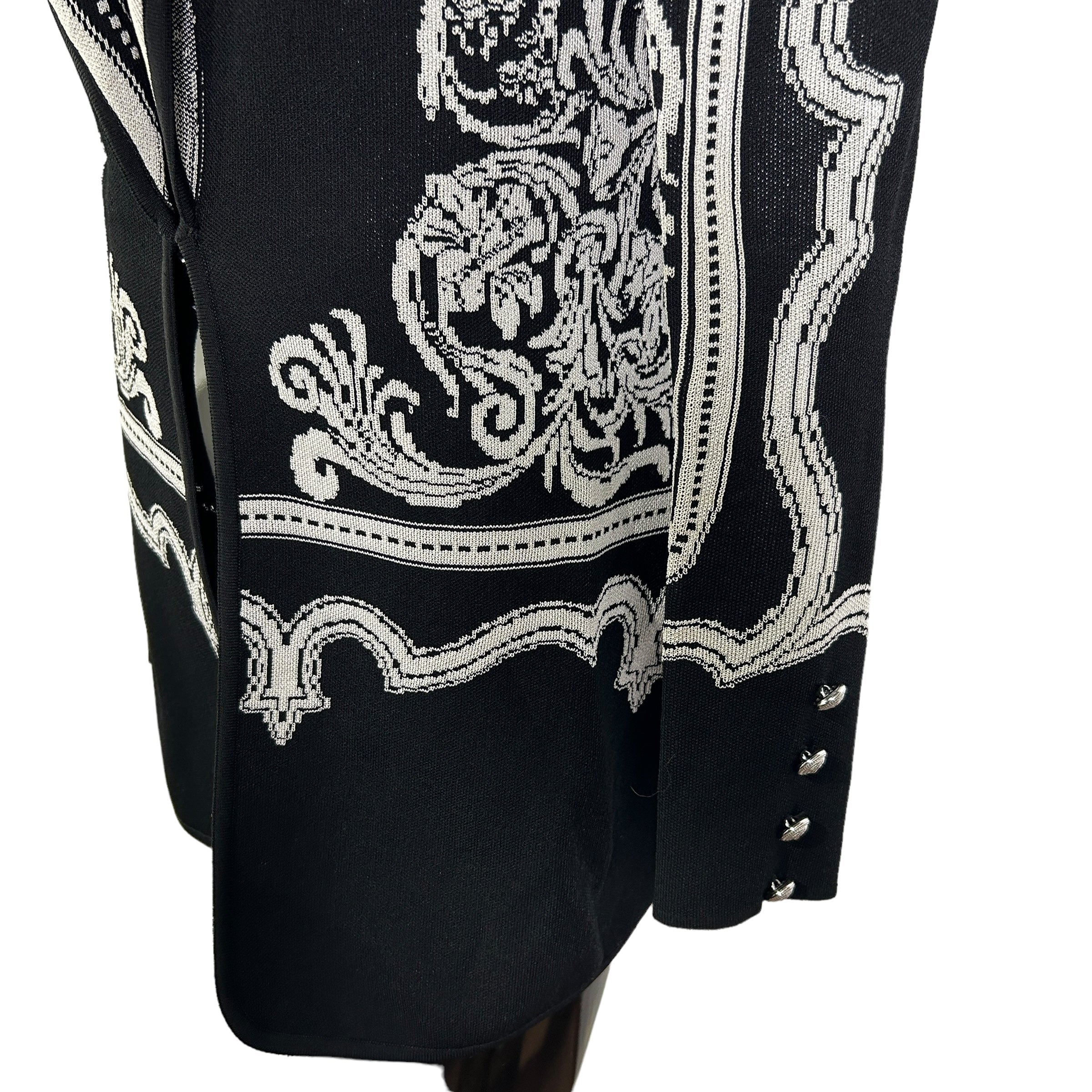 Black/White Brocade Pattern Padded Shoulder Blazer/Sweater