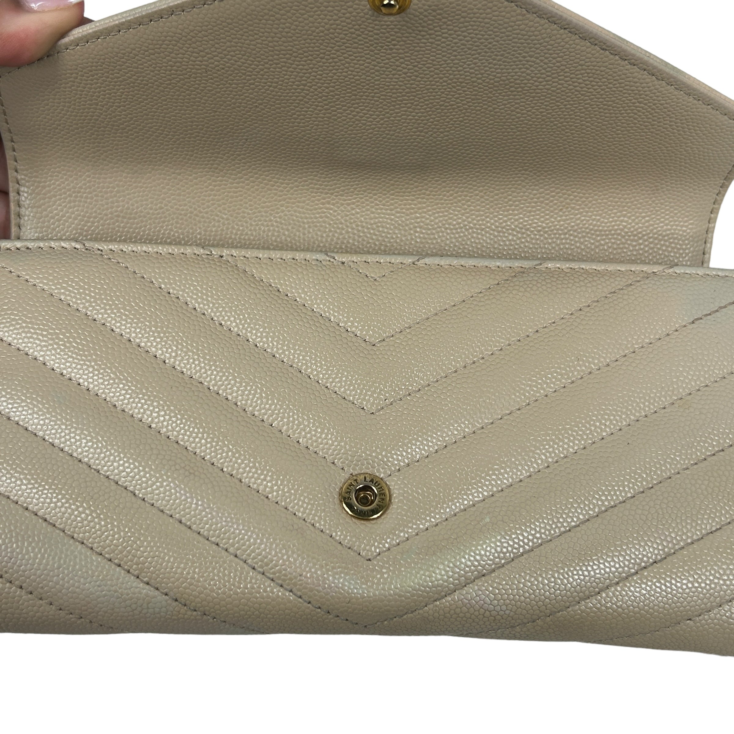 Grained Beige Chevron Leather Wallet w/GHW