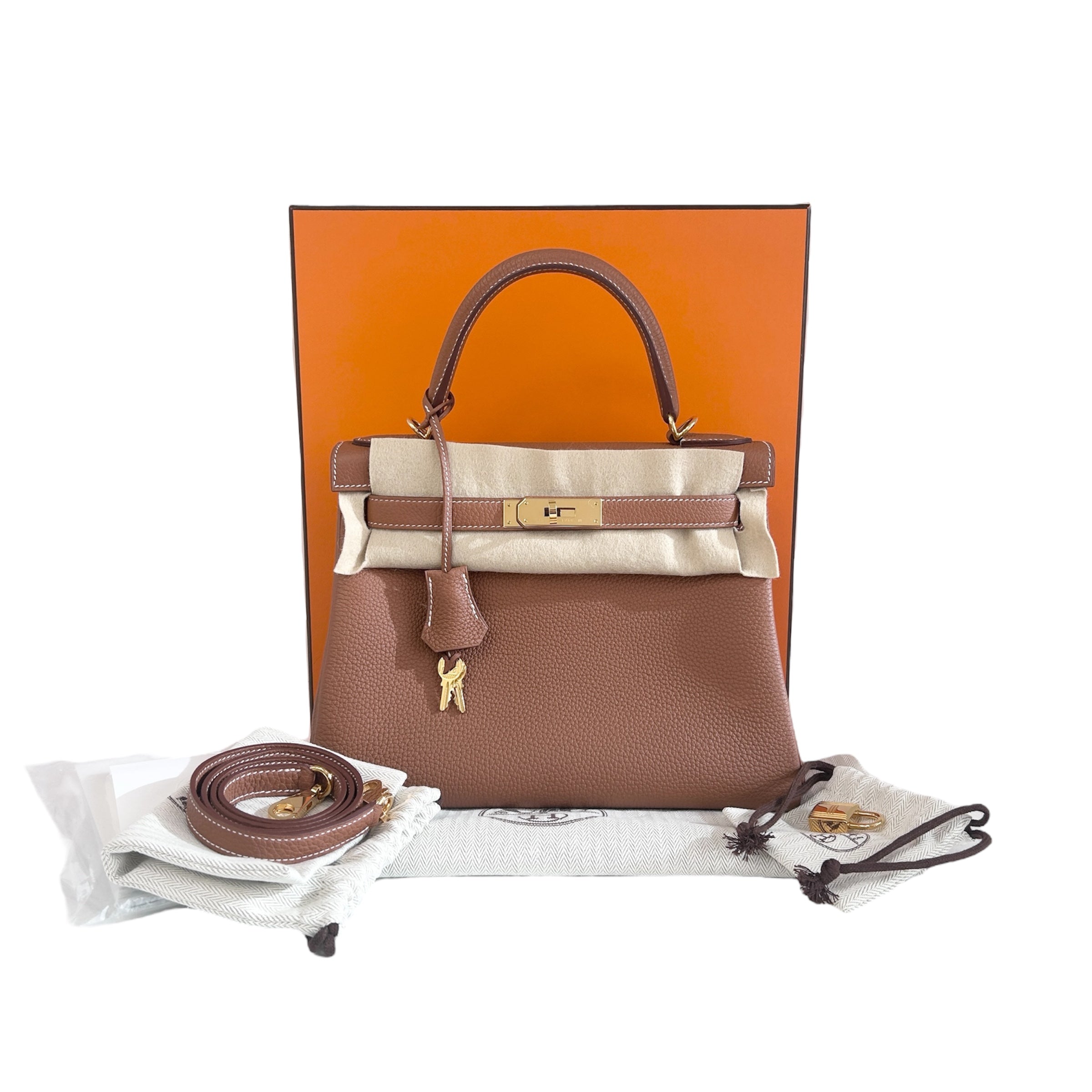 Kelly 28 Retourne Gold Togo Leather w/GHW